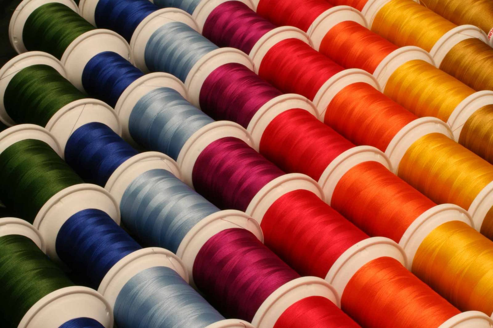 Shop The Quilted Bee Monticello, IN 47960