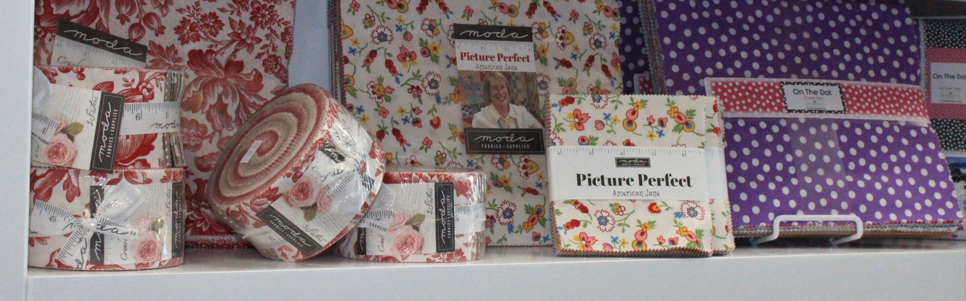 Home Pinheads Quilting Unit 6124, 403 Mackenzie Way S.W. Airdrie