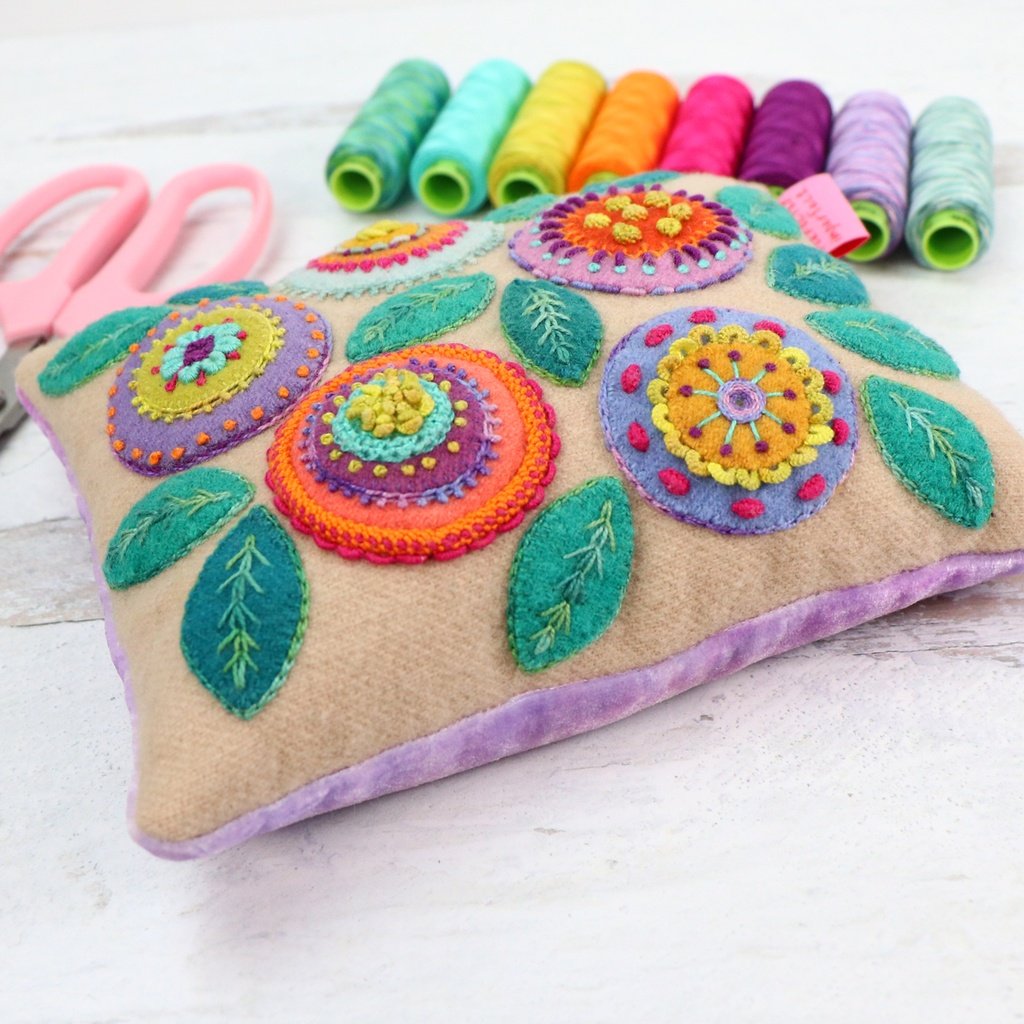 Sue Spargo Pansy Pincushion KIT 48273