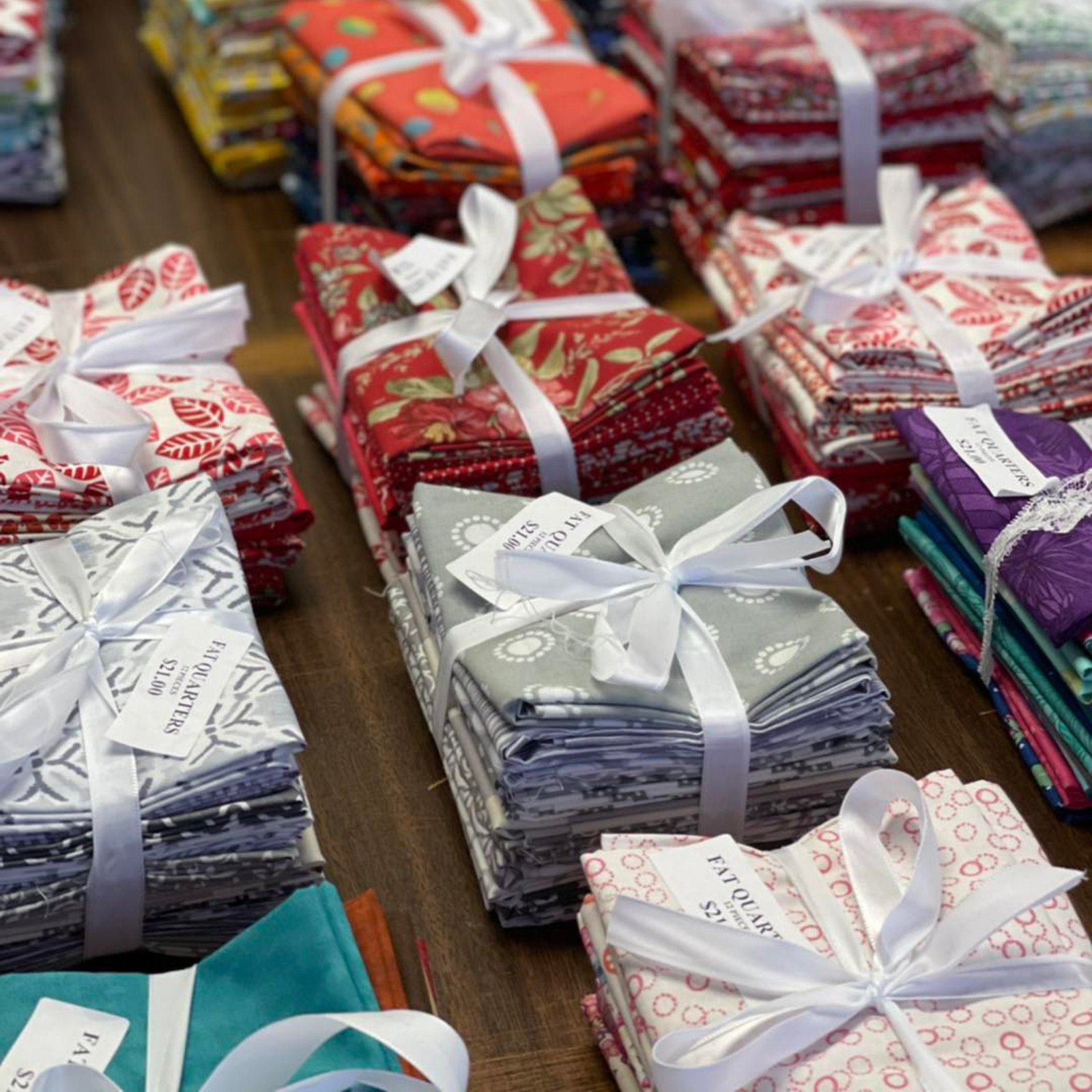 Home The Fabric Outlet 1333 S. Glenstone Avenue Springfield, MO 65804