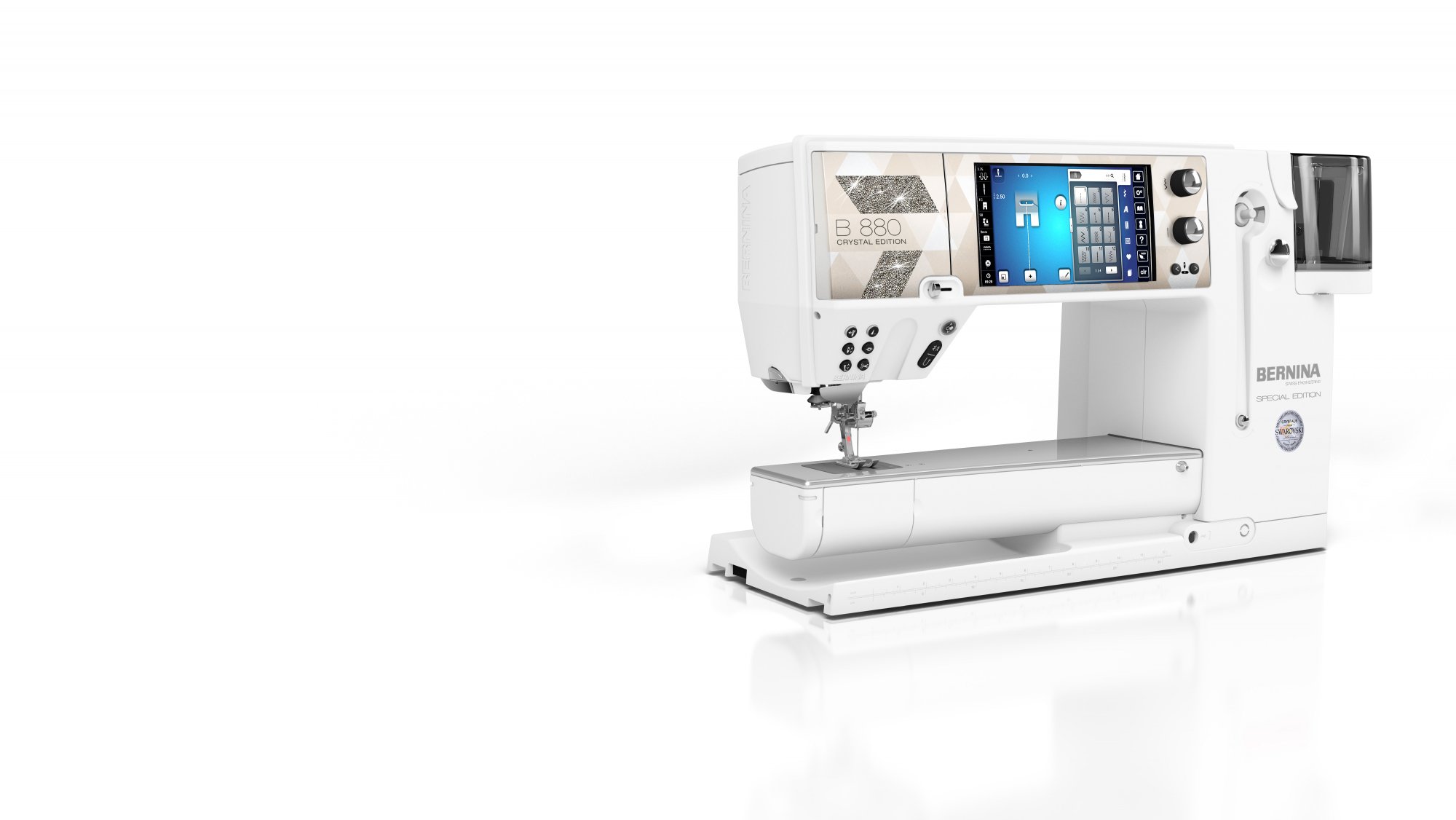 BERNINA 880 E Plus Crystal Edition w/ Gift Package 271136