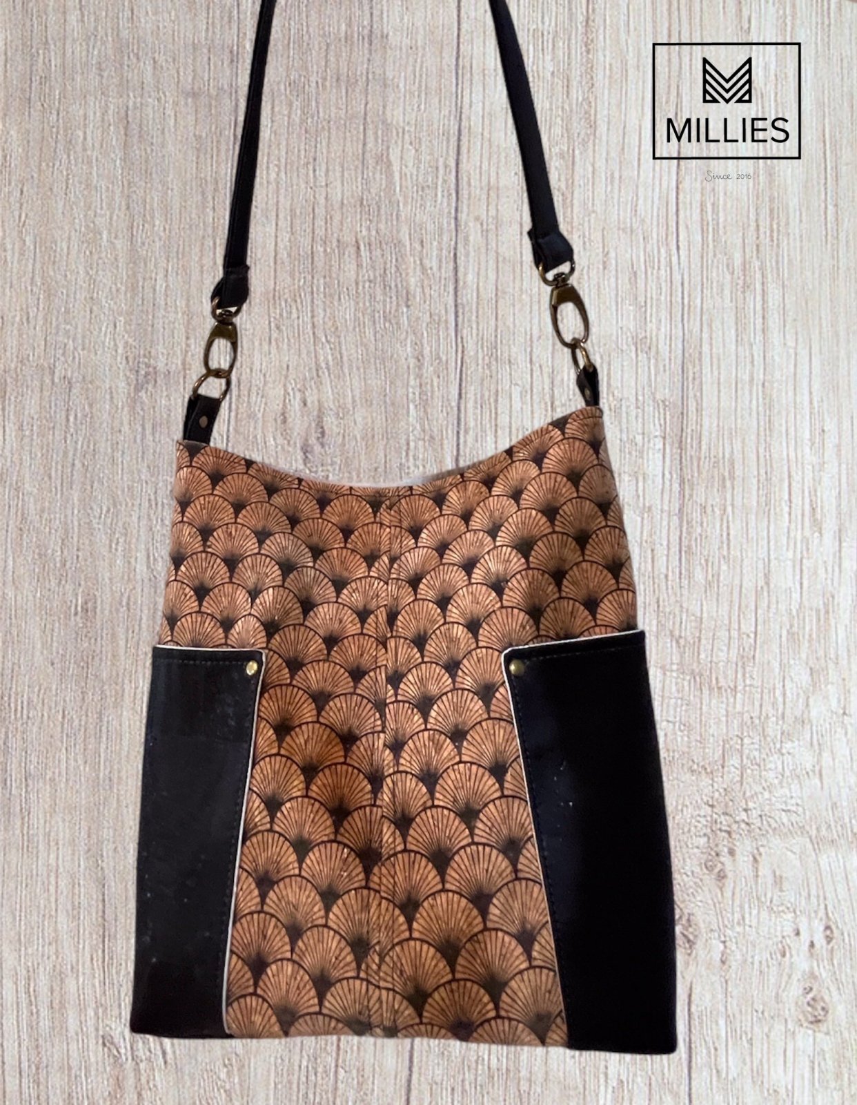 23405 Compass Bag by Noodlehead