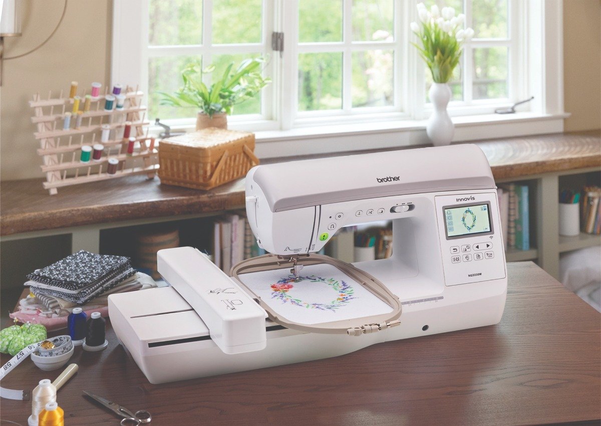 Innovís NQ3550W Combination Sewing & Embroidery/ equivalent to