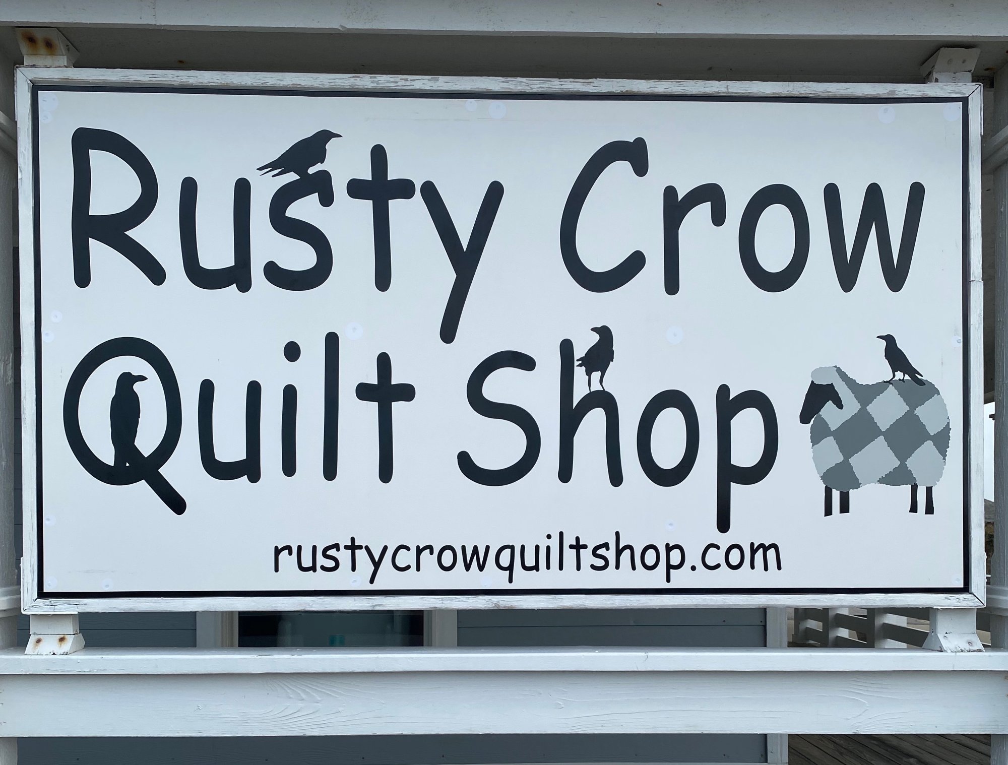 Rusty Crow Quilt Shop Wool & Vintage fabric