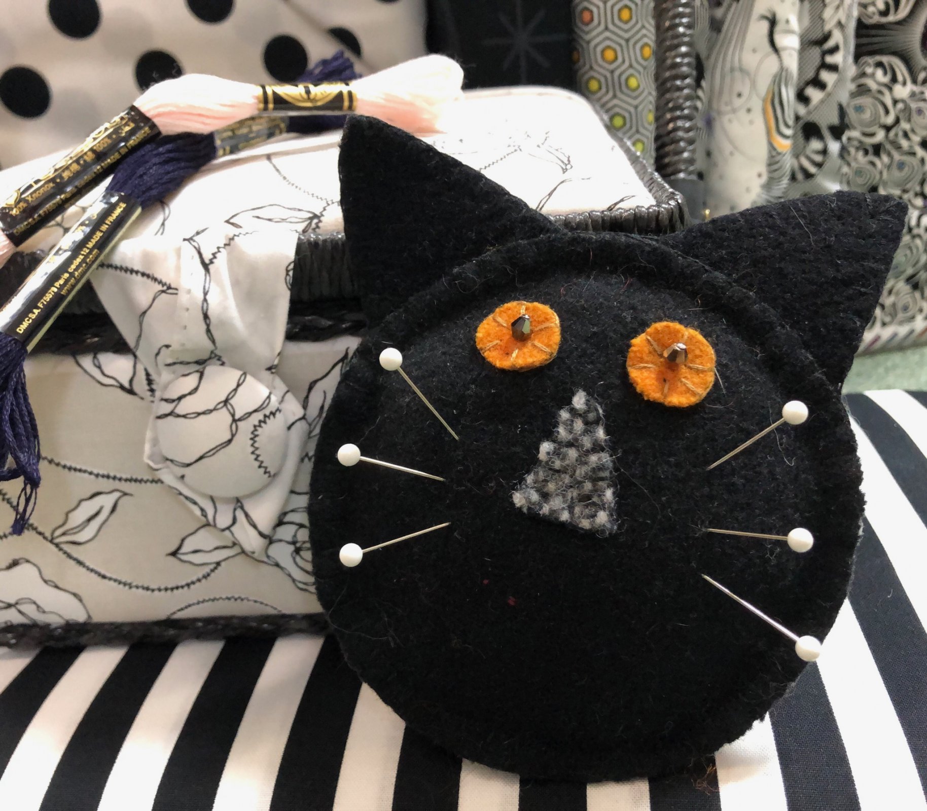 Wool Cat Pincushion Kit