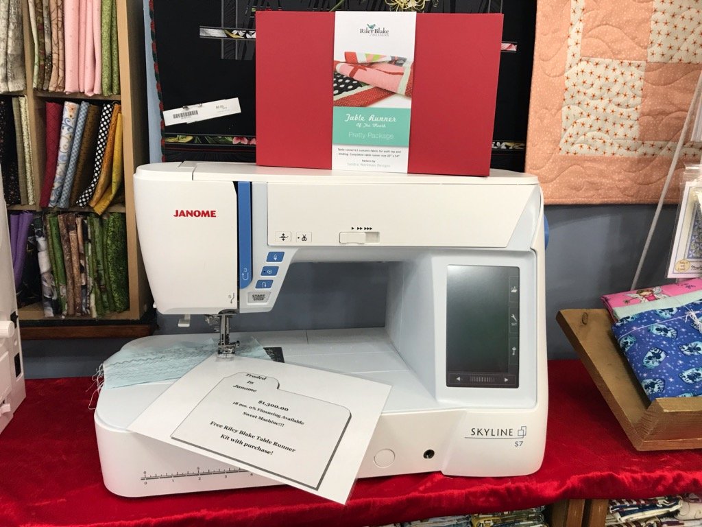 Used Janome Skyline S7
