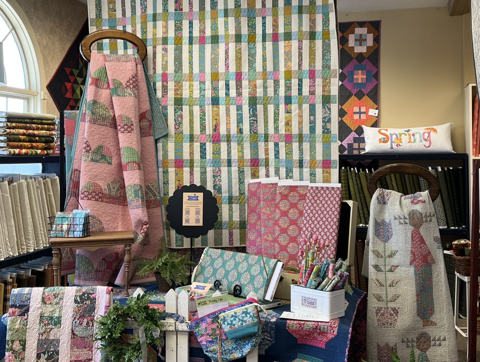 Country Sampler Omaha, NE Quilt Shop & Country Store