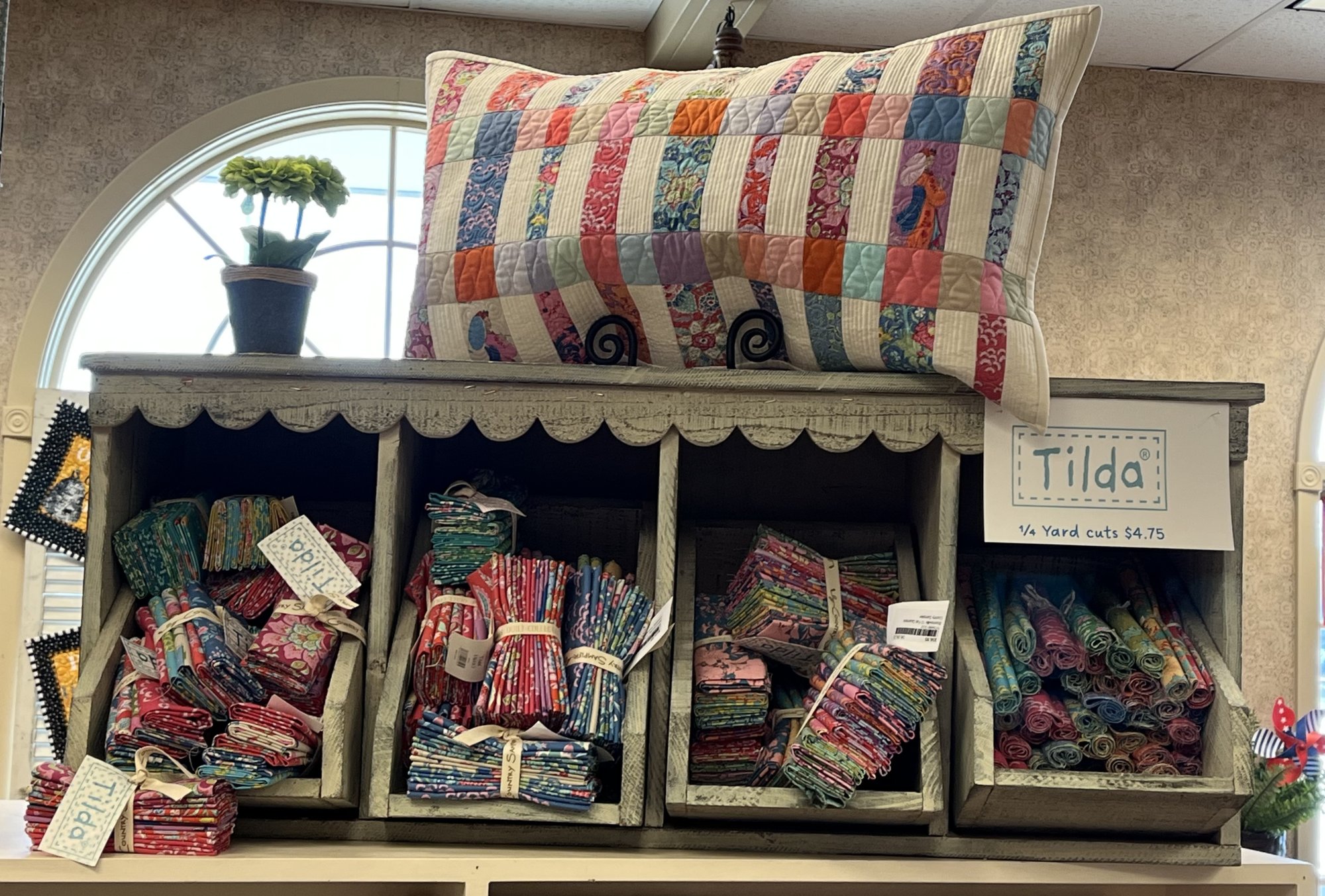 Country Sampler Omaha, NE Quilt Shop & Country Store