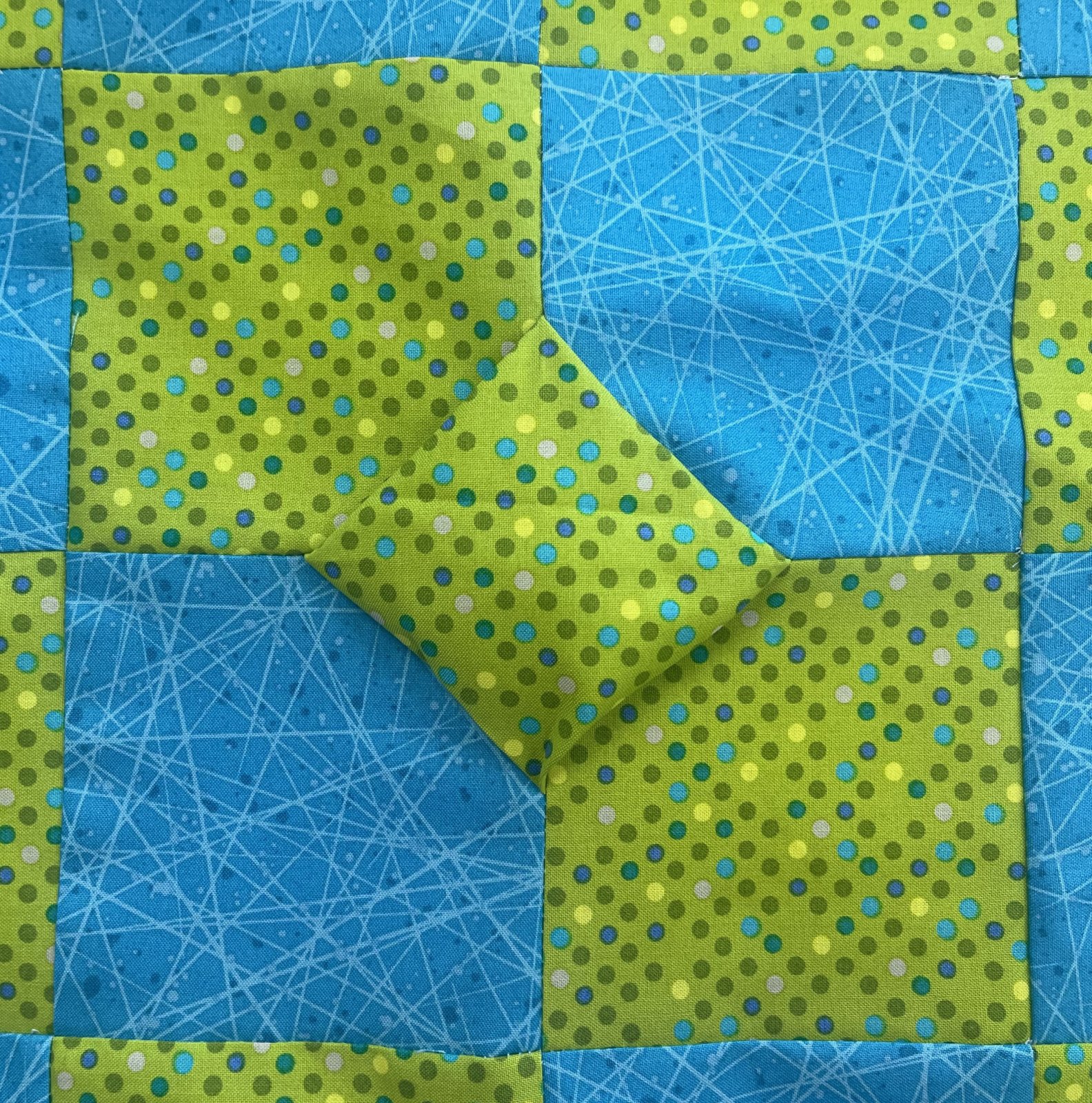 Serger Dimensional Bow Tie Quilt