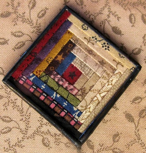 Quilt Jewelry Log Cabin Pin