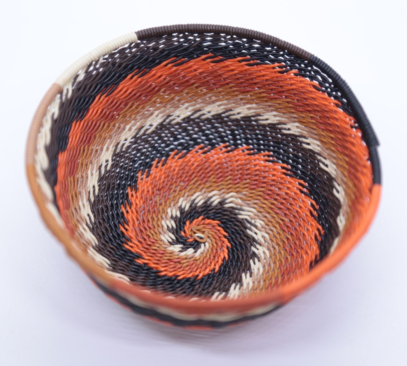 4 Telephone Wire Basket 105