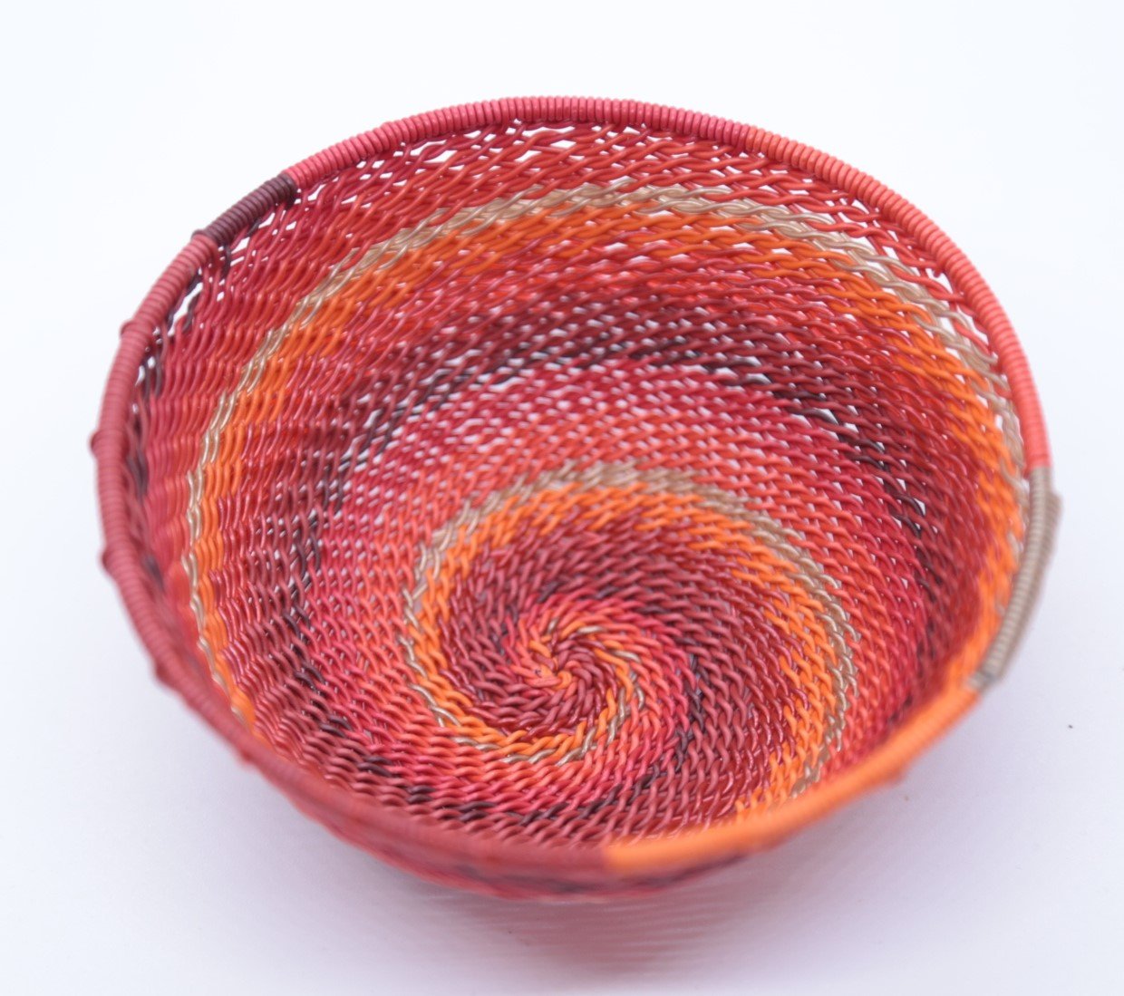 4 Telephone Wire Basket 108