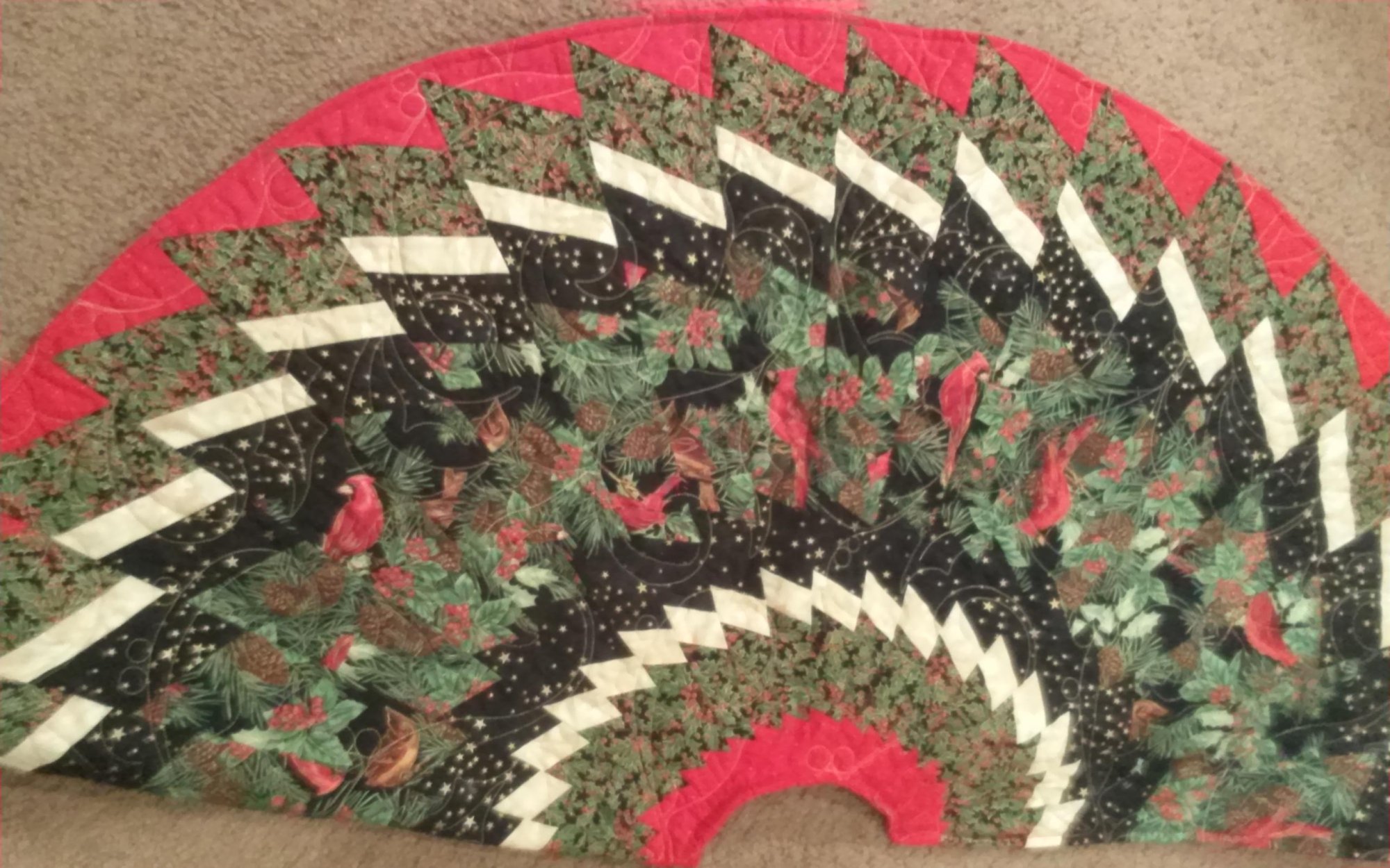 Legacy Christmas Tree Skirt with Gail