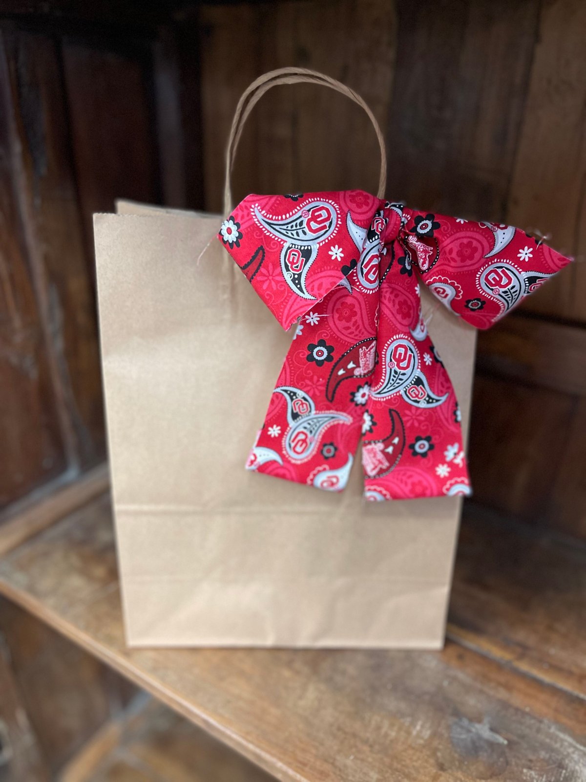 Brown Bag Mystery 2023 OU 101401439