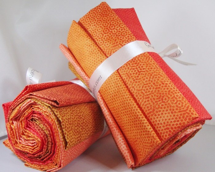 Dimples Orange Fat Quarter Bundle