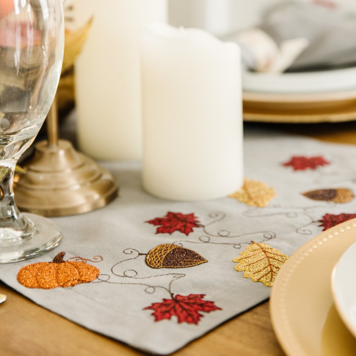 Kimberbell Grey Linen Table Runner 143