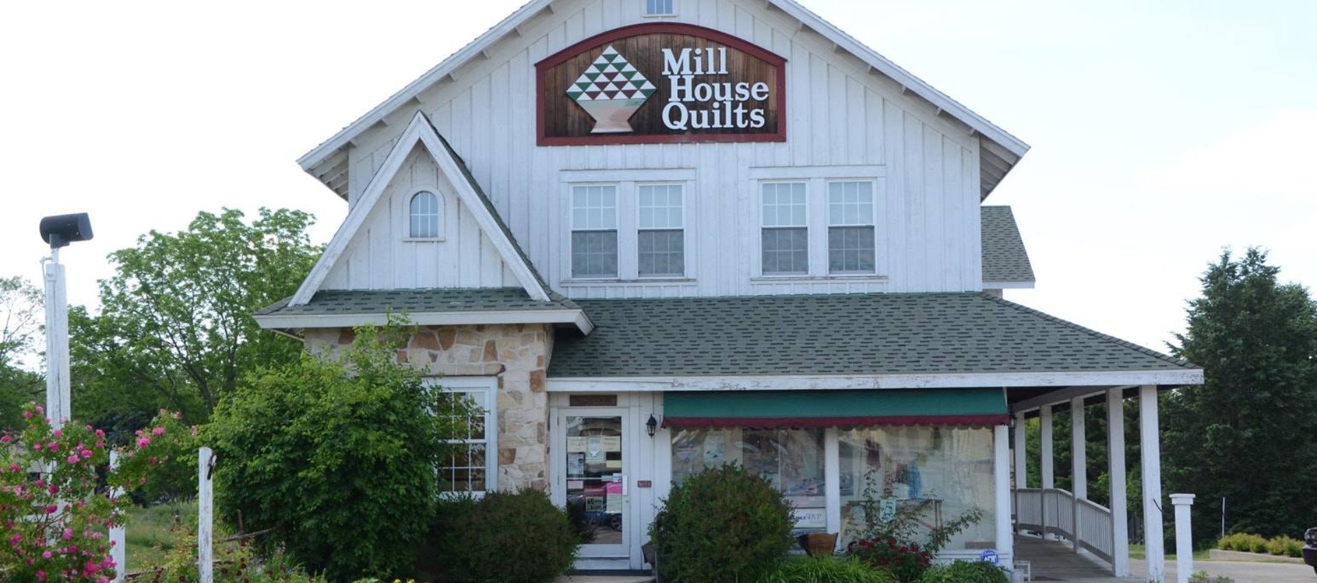 Mill House Quilts Gallery 972 West Main Street Sun Prairie