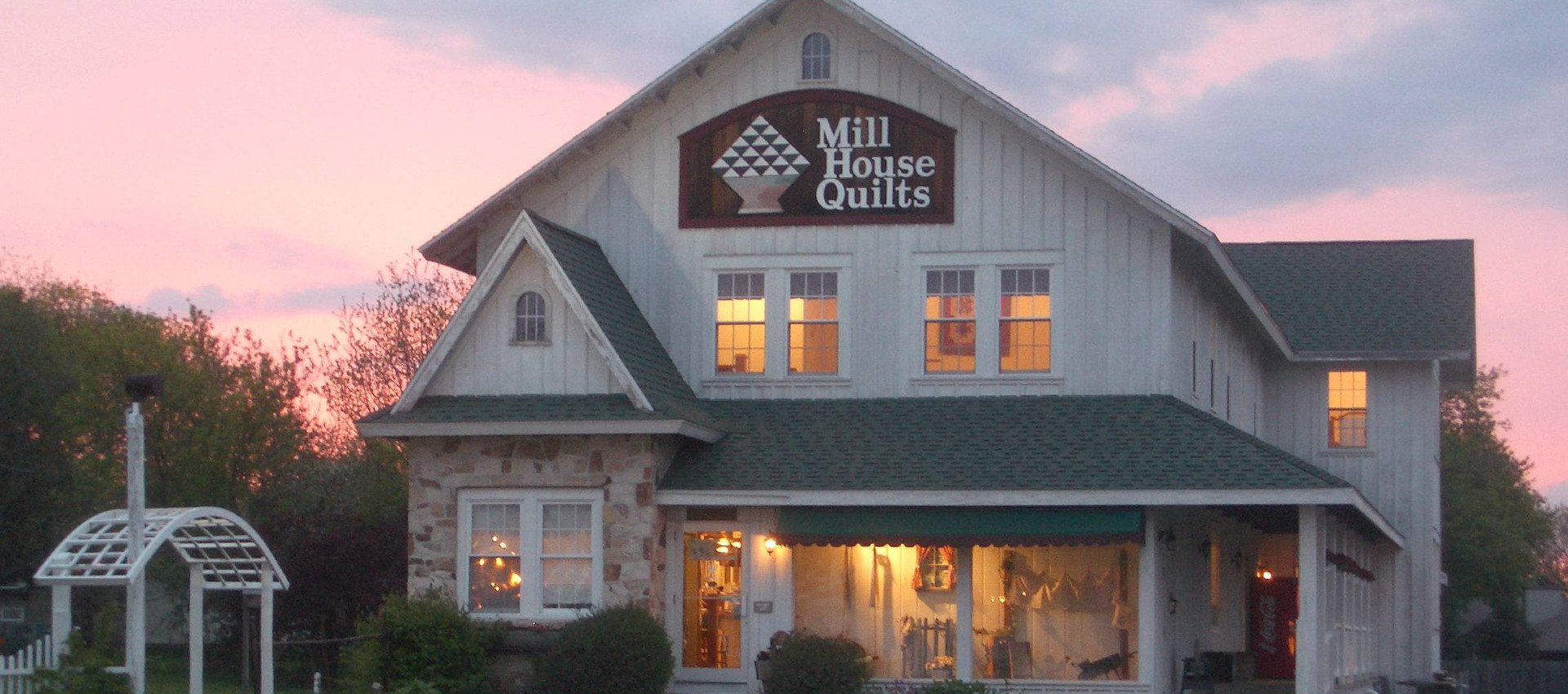 Mill House Quilts Gallery 972 West Main Street Sun Prairie