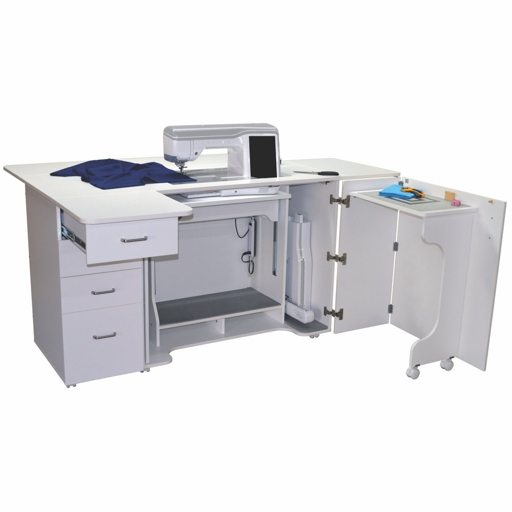 MODEL 6479 COMBO//SEWINGEMBROIDERYSERGER WHITE//HORN