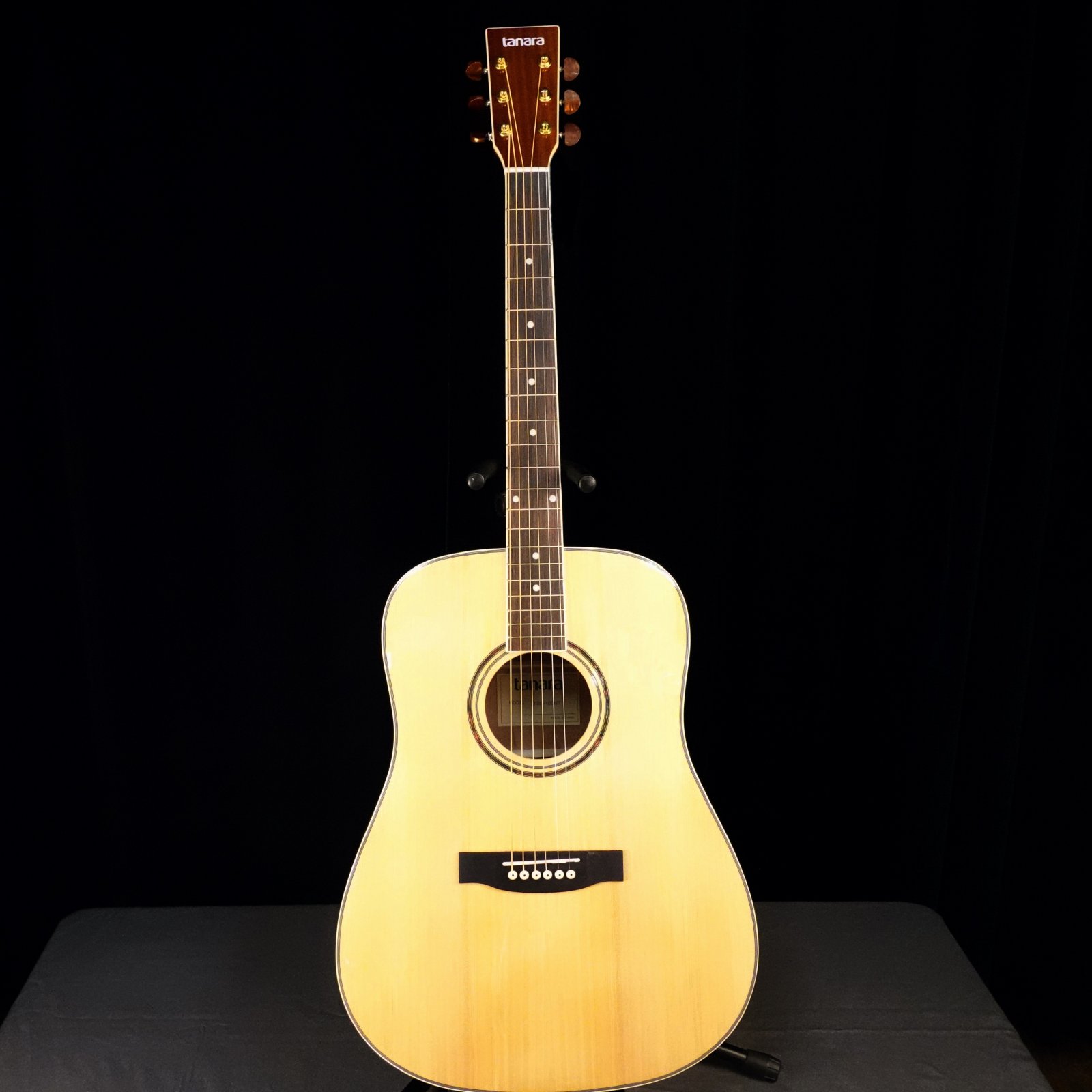 Tanara Dreadnought Acoustic Guitar Natural 633076203893