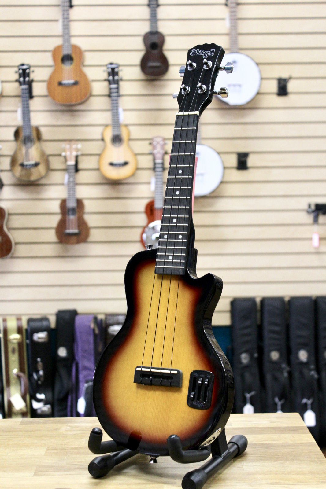 lazítsa meg a temperamentumot Beismerni Művészet stagg electro acoustic