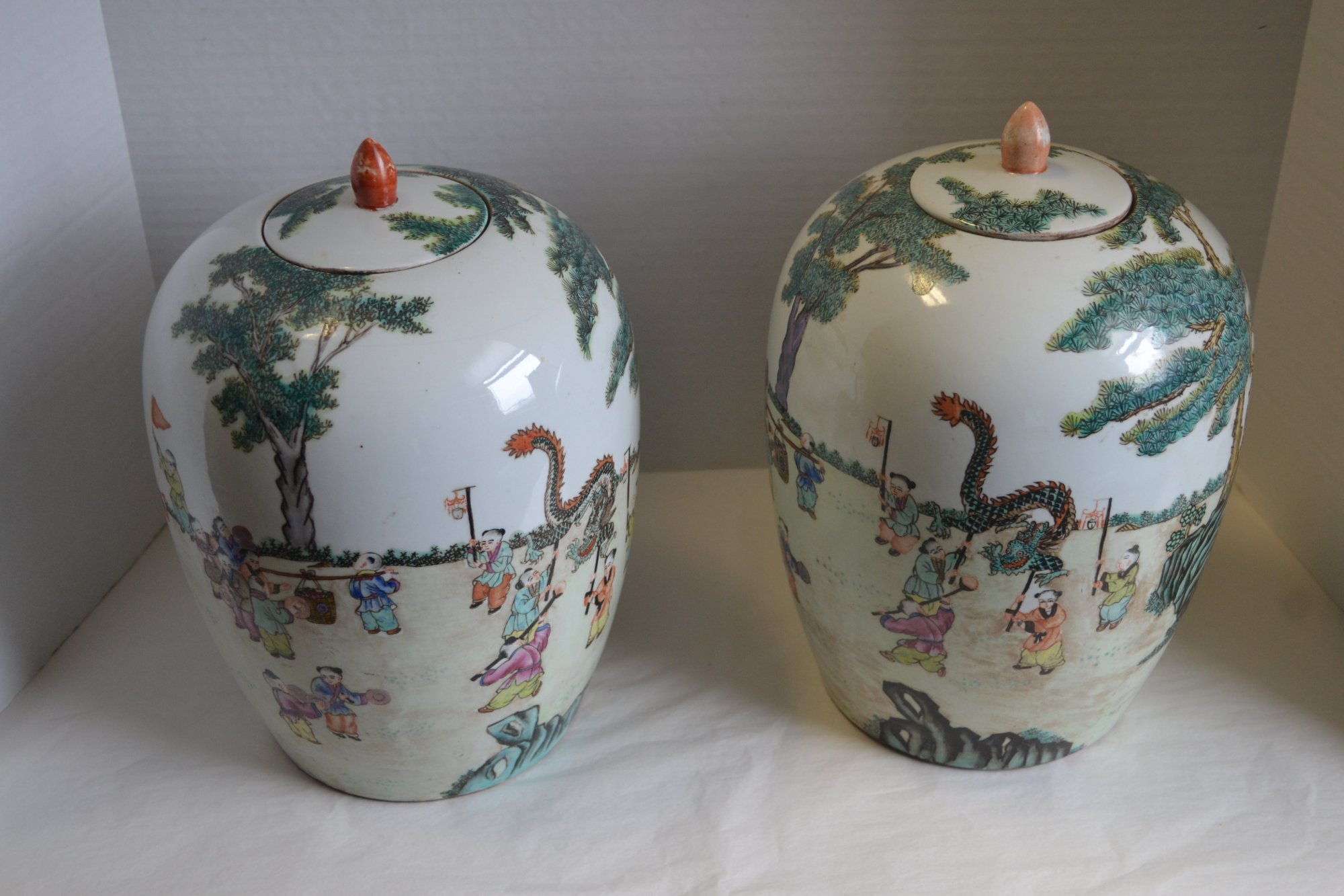 Chinese Pair of porcelain jars w/ lids