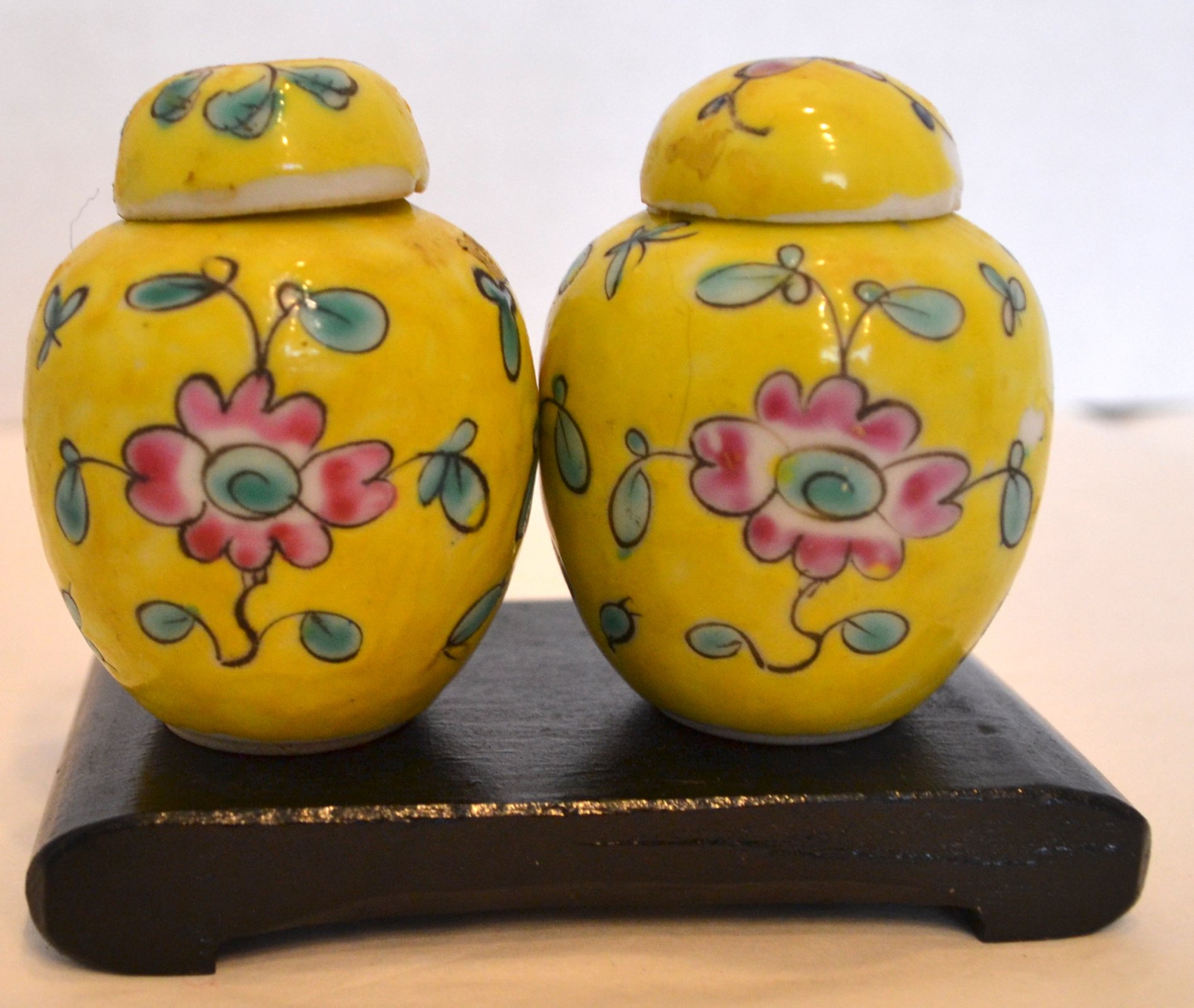 Chinese pair of yellow porcelain ginger jars