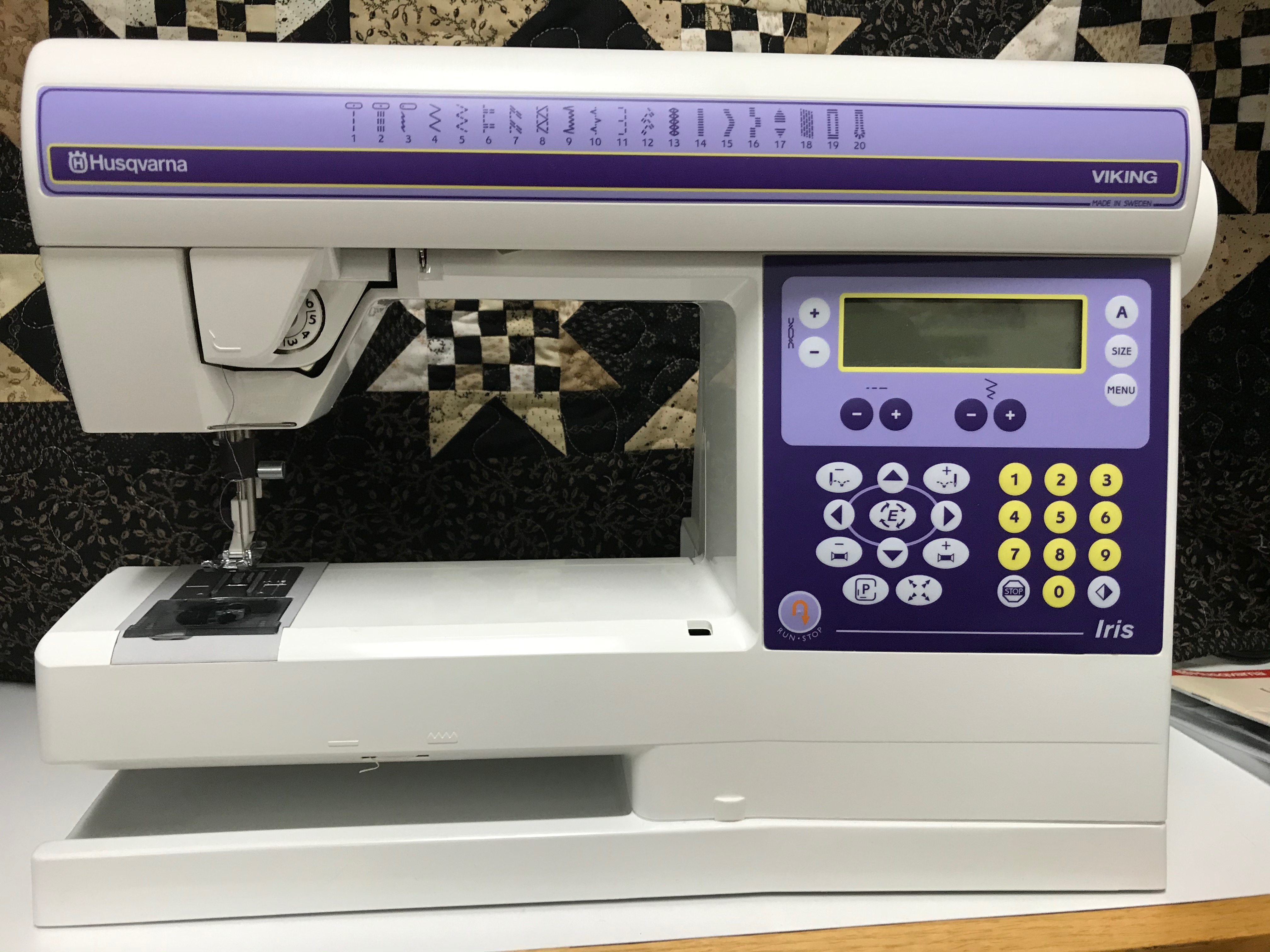 Husqvarna Viking Iris (Preloved)