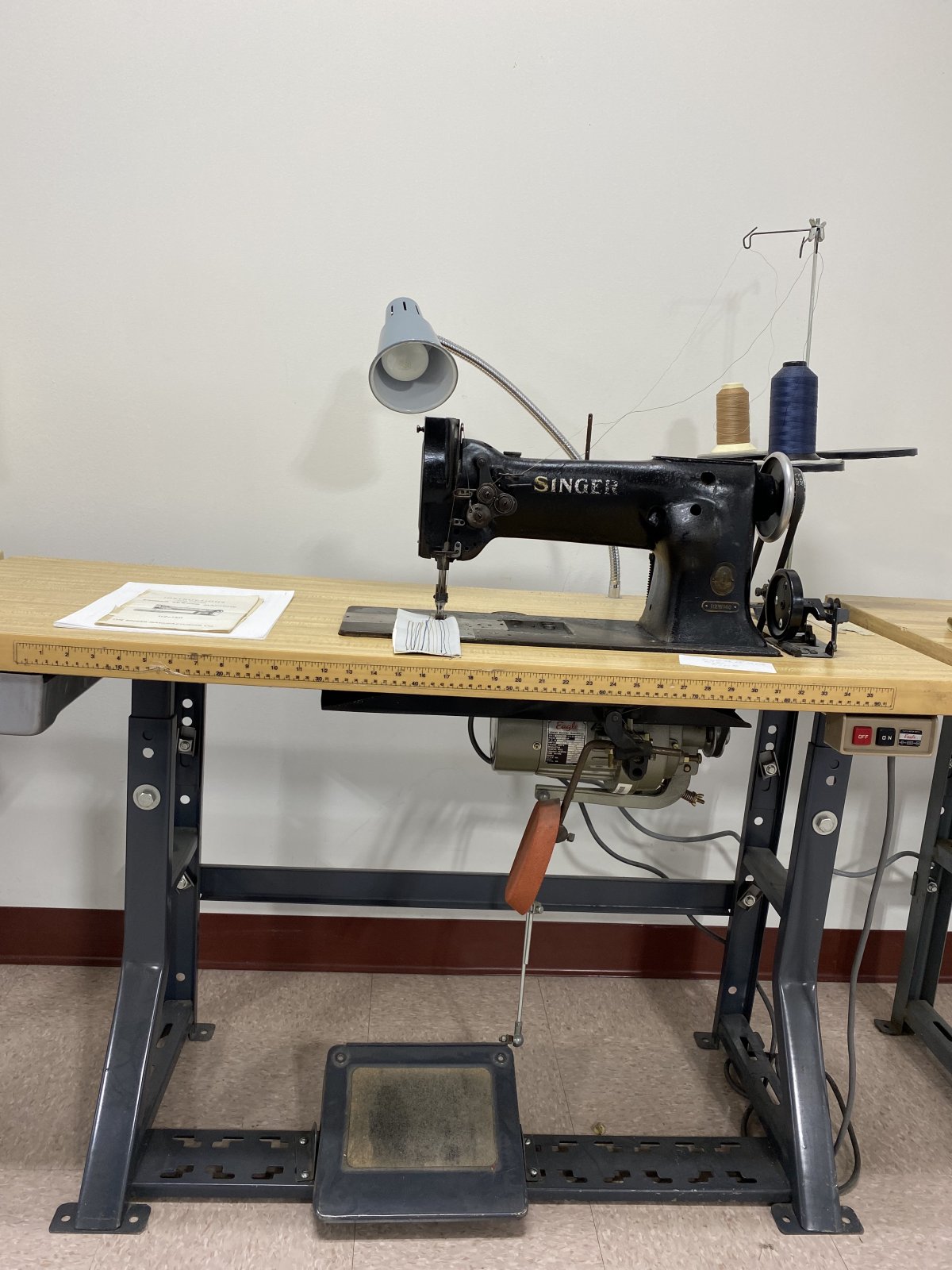 Singer 112W140 Double Needle (1/4 gap)