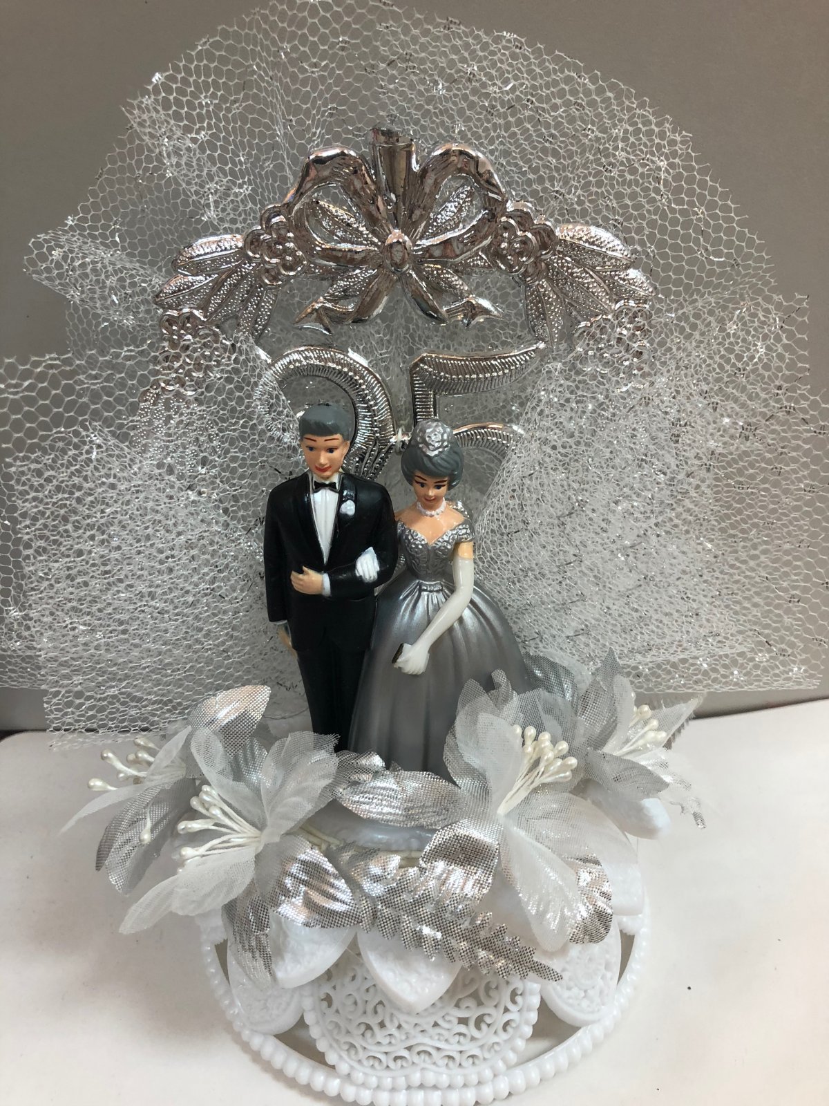 Vintage Silver Jubilee 25th Anniversary Couple Cake Topper