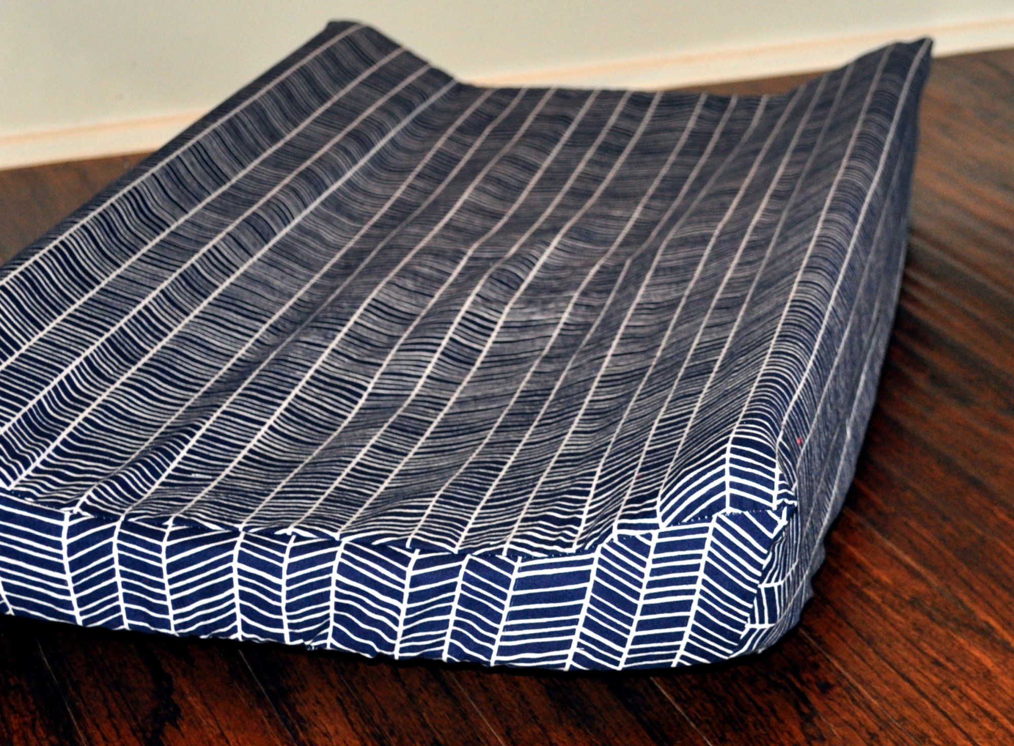 Navy Modern Meadow Herringbone in Lake Contoured Changing Pad Cover