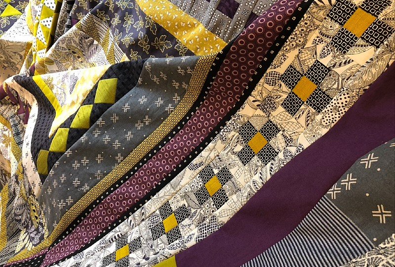 QUILT RECIPES, DAYLESFORD QUILT KIT LAST CALL