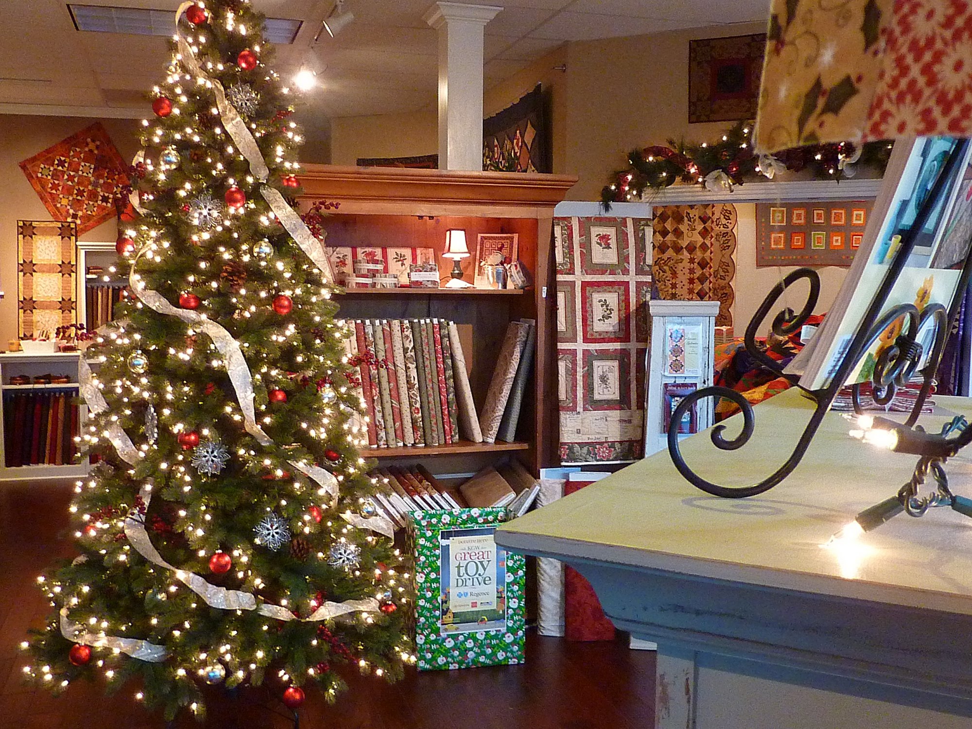 Fiddlesticks Quilt Shop Voted a Top Ten Shop in APQ's Quilt Sampler