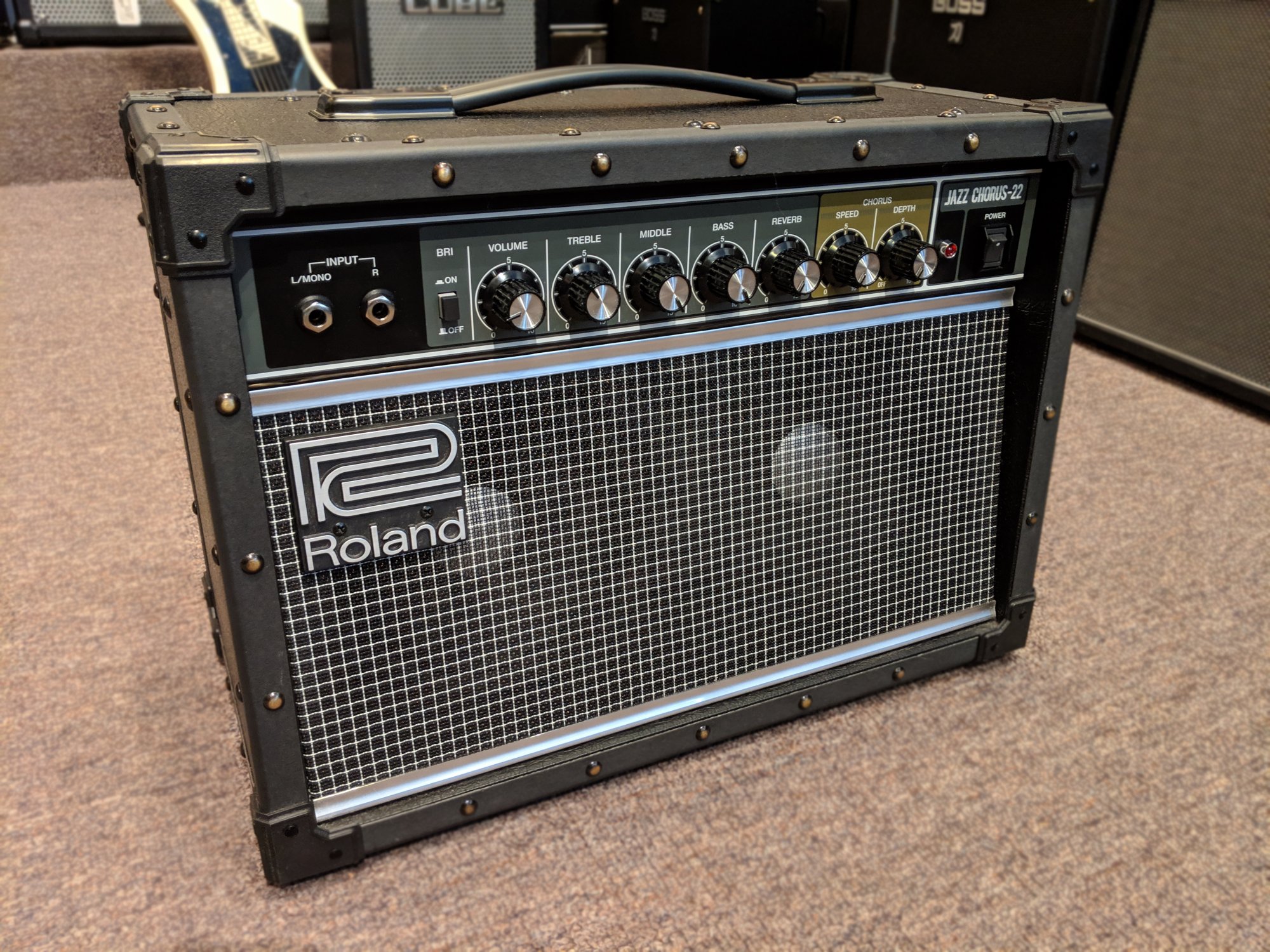 USED Roland JC-22 with cover - Excellent Condition