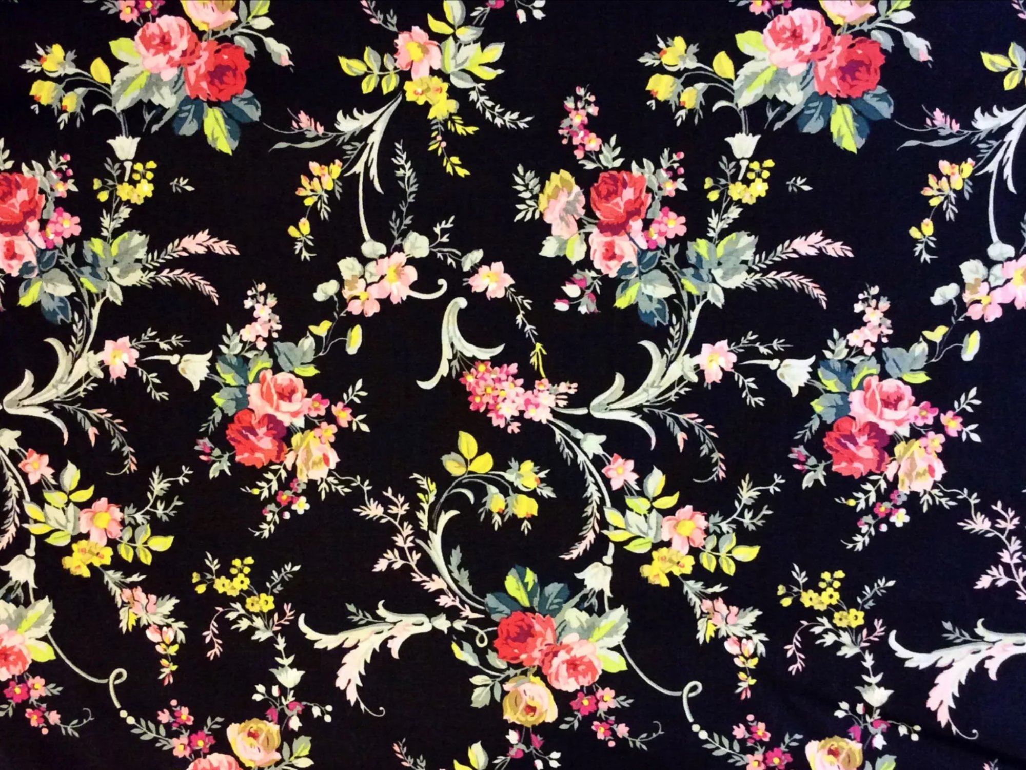 Anna Griffin Black Floral Flower Bloom Garden Nature Cotton Quilt