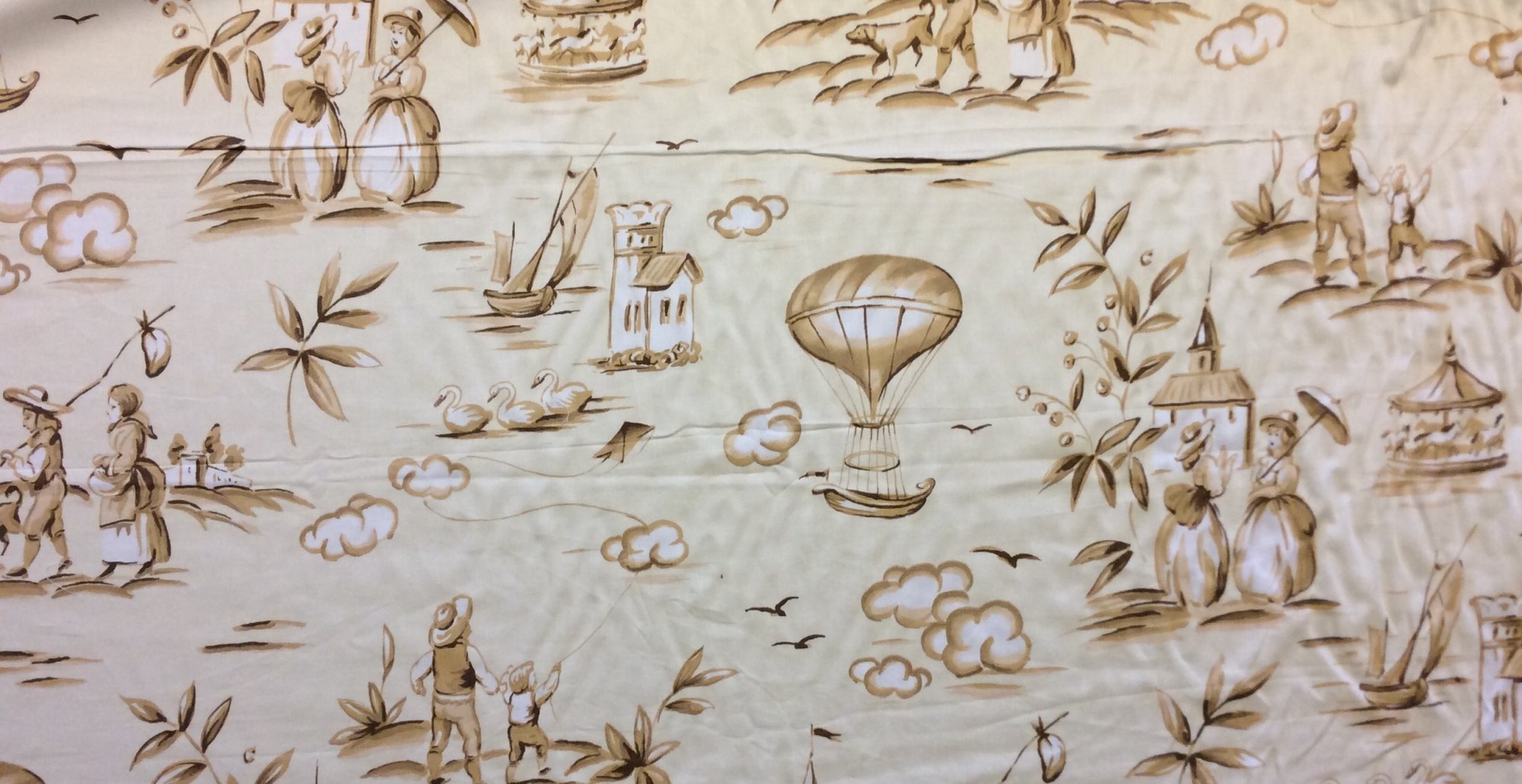 Duralee Fabric Up, Up, and Away Cotton Toile Hot Air Balloon Aviation