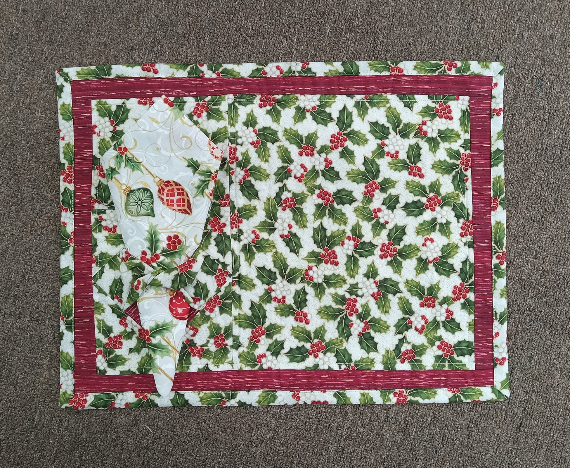 Holiday Twist Placemats