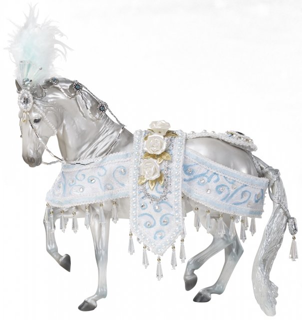 Breyer 2018 Holiday Collection Celestine Horse 019756701215