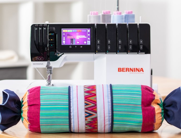 Bernina L890 Serger