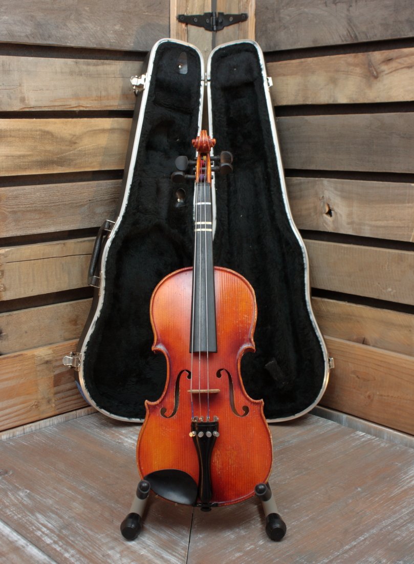Used C. Meisel 3/4 Size Violin with Case