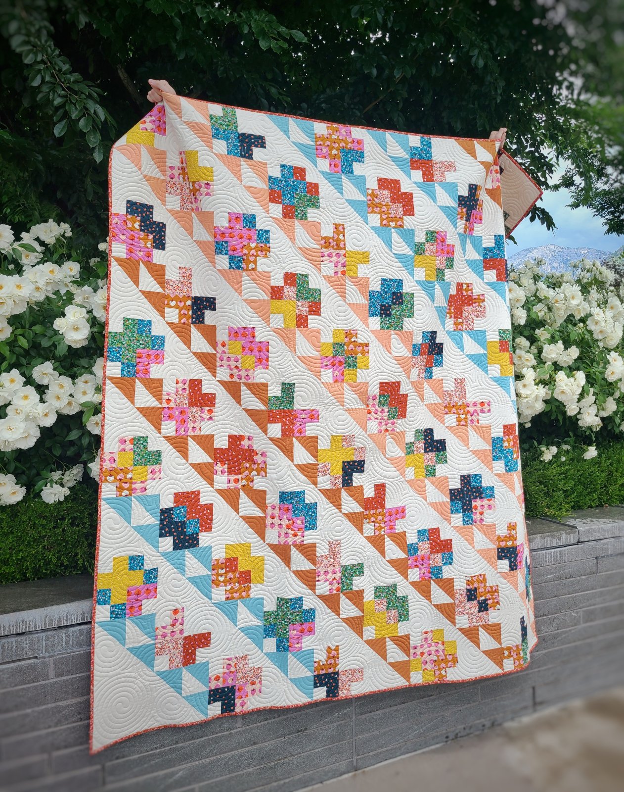Mae Strawberries Quilt Kit