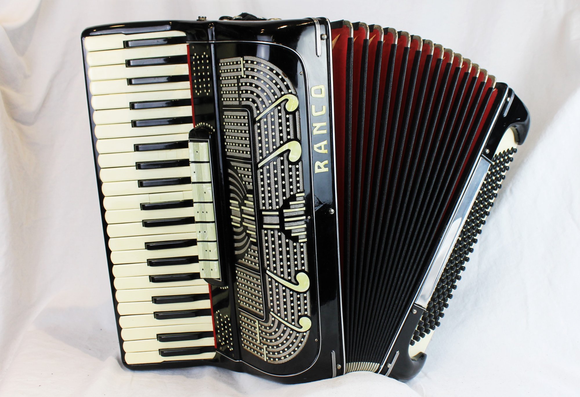 5476 Black Decorated Ranco Antonio Vercelli Piano Accordion LMH 41 120