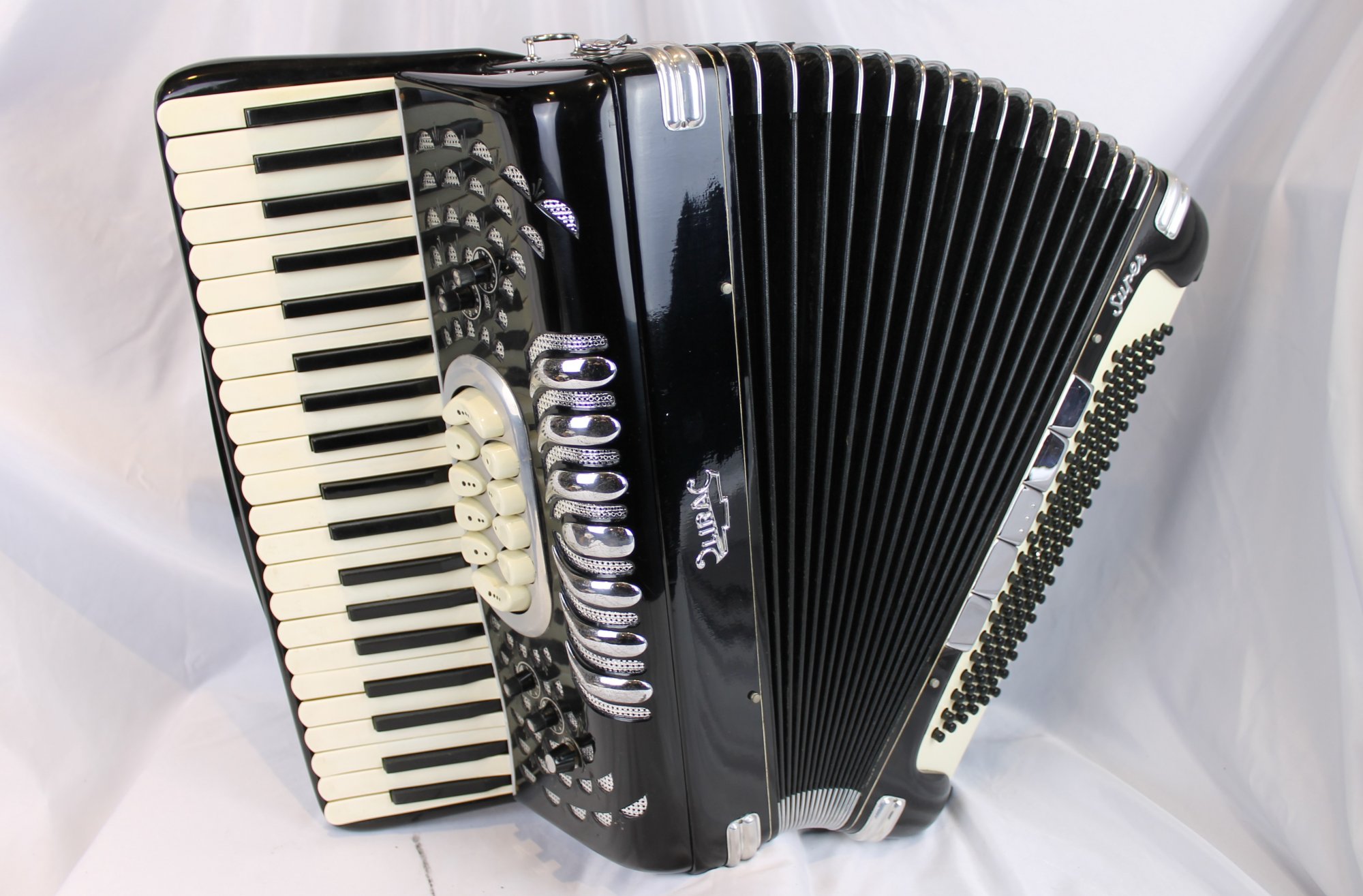 5162 Black International Lira Super 35 Piano Accordion LMMH 41 120