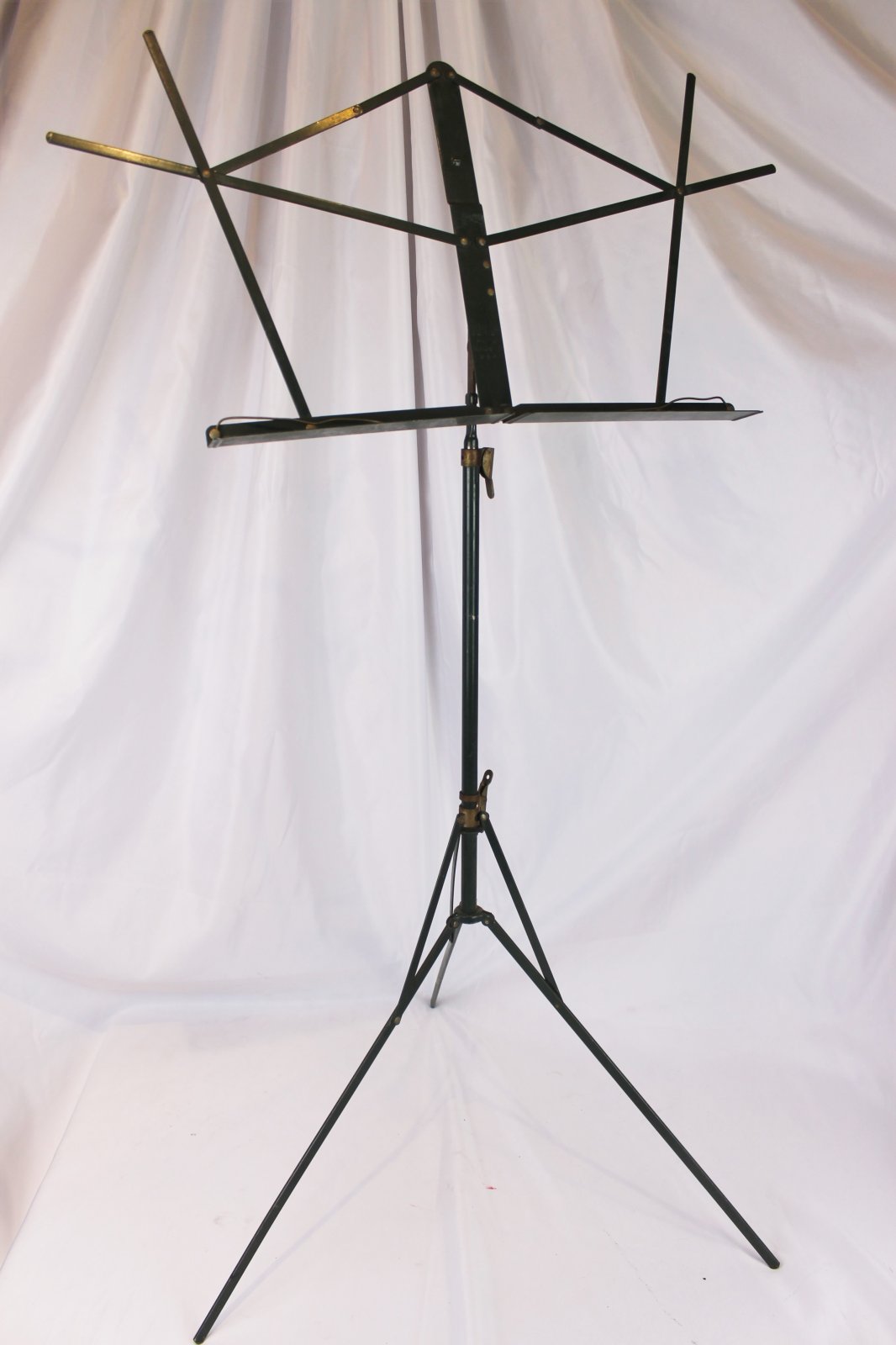 Green Foldable Wire Music Stand