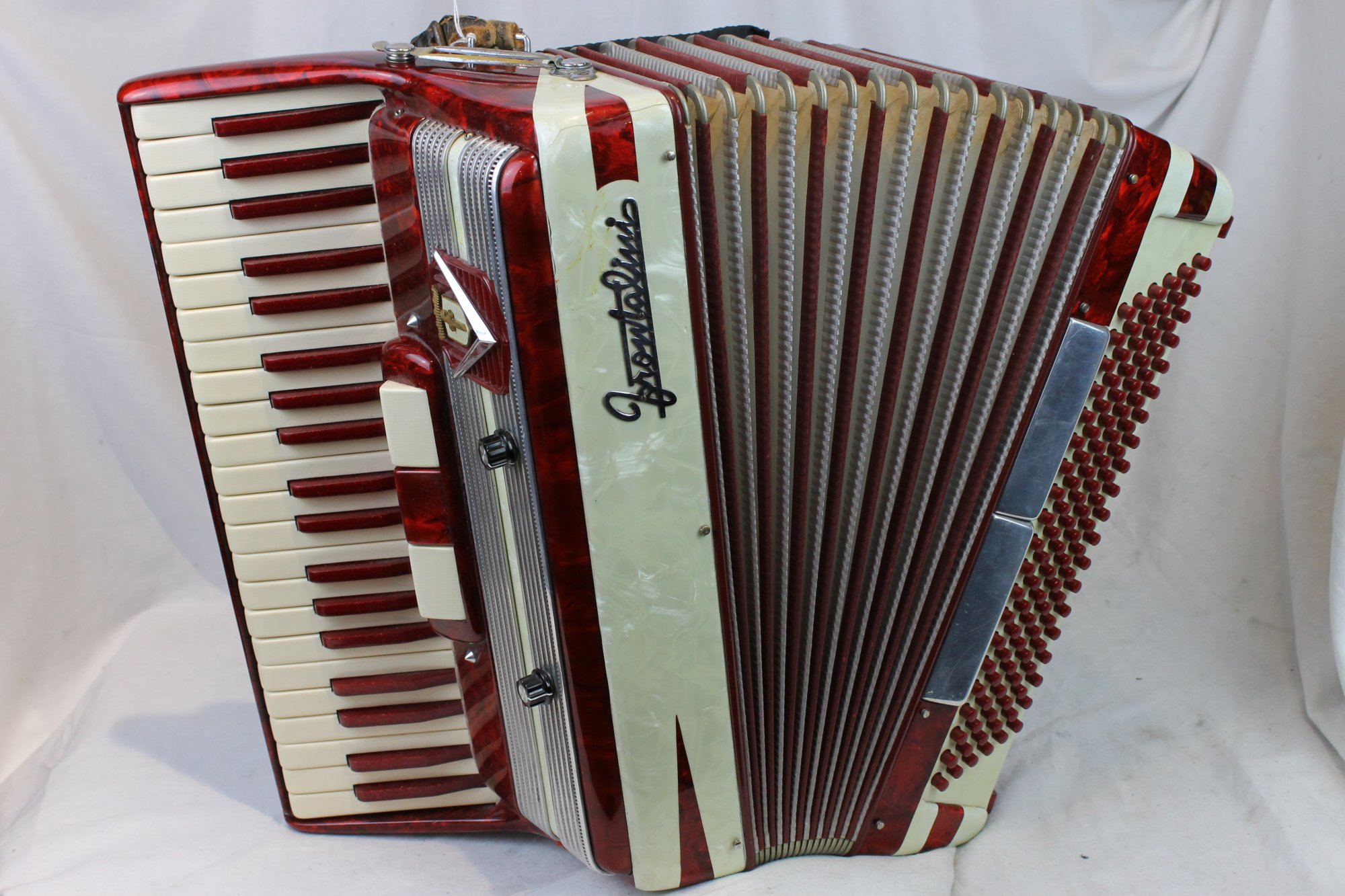 2732 Red Frontalini Piano Accordion LM 41 120