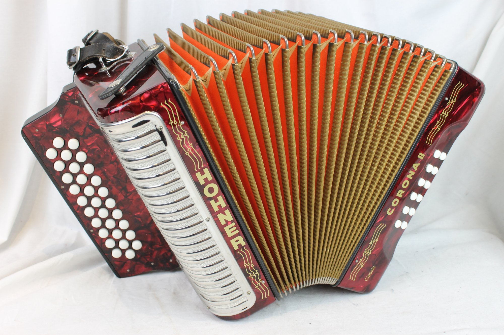3090 Red Hohner Corona II Classic Diatonic Button Accordion ADG MM 31 12