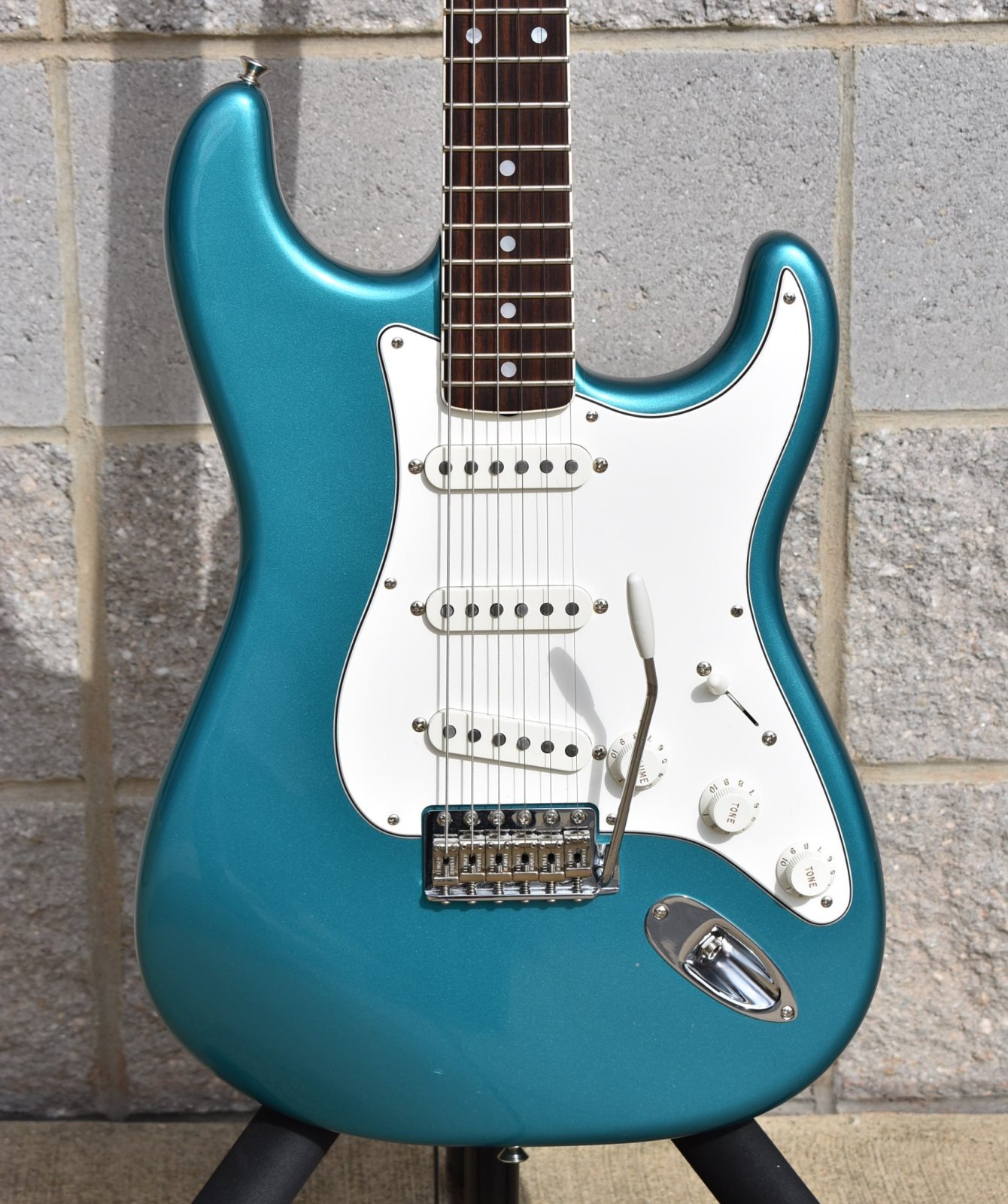 2014 Fender Eric Johnson Stratocaster Lucerne Aqua Firemist
