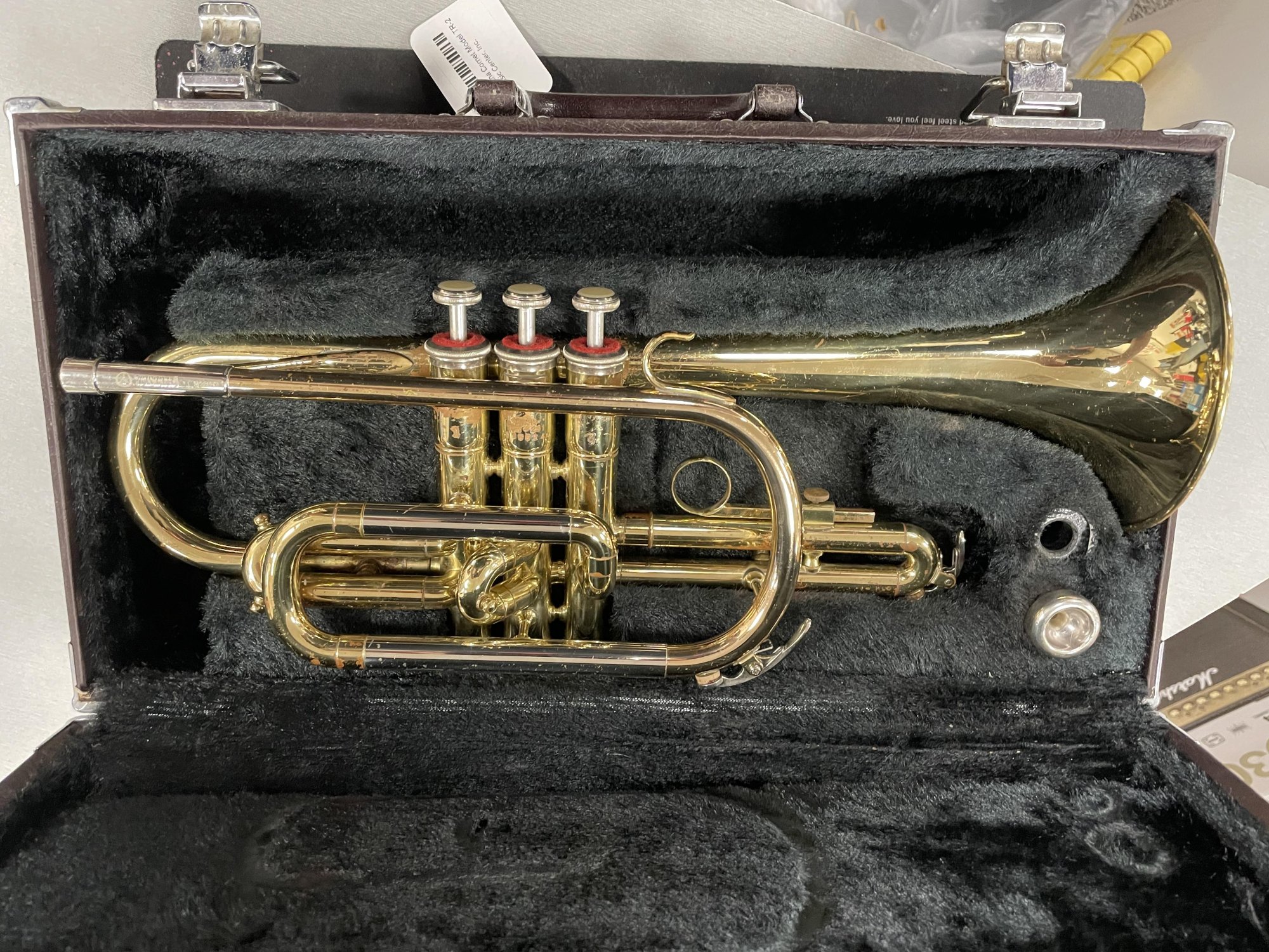 Used Yamaha Model TR231 w/case (case as is) 824574