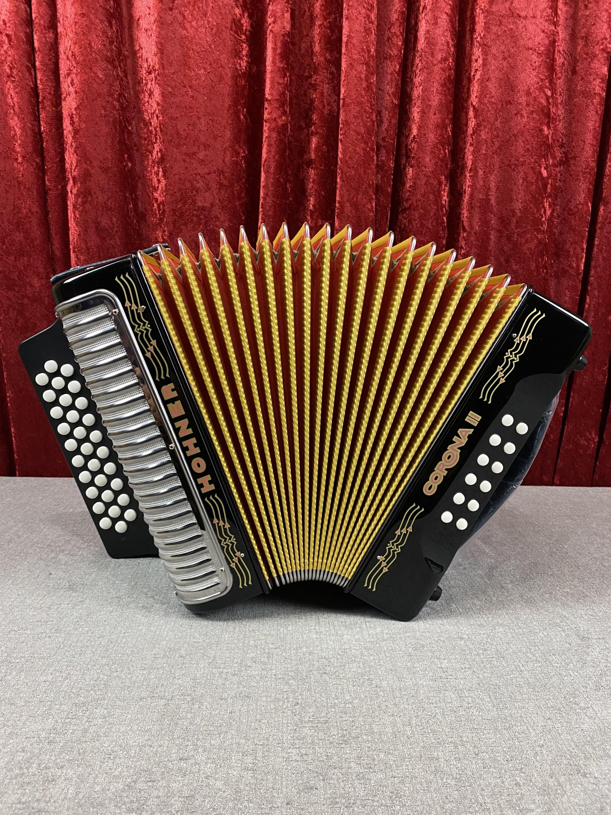 Hohner Corona II 3500GB Diatonic Accordion GCF w/Bag & Straps