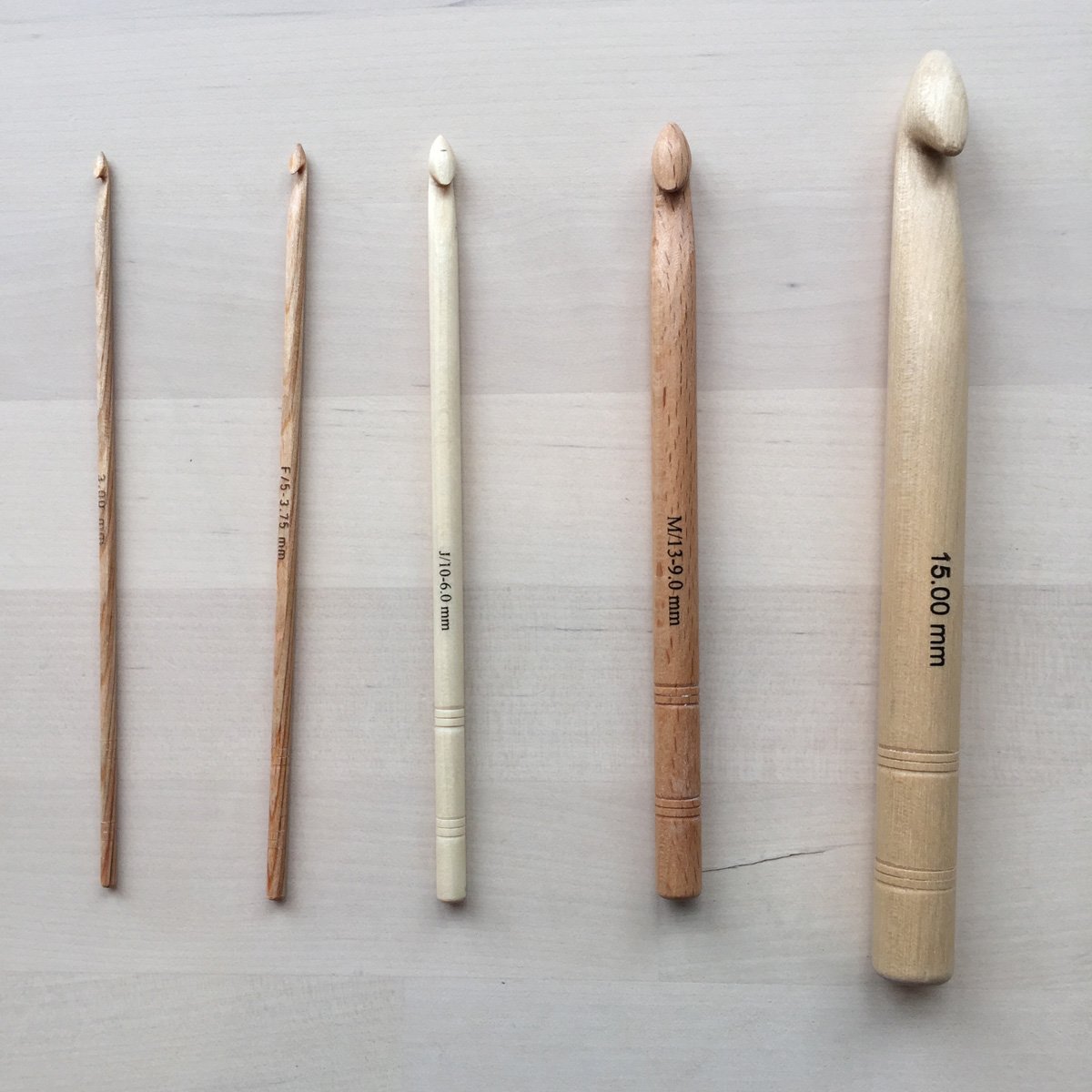 Basix Wooden Crochet Hooks 8904086231643